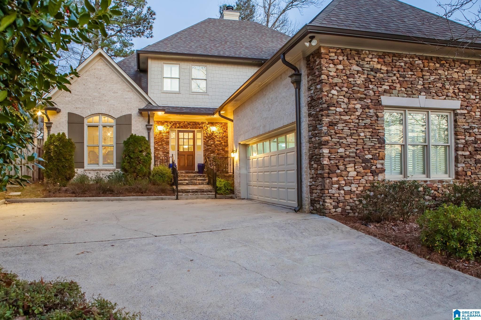 Photo of 2558 IVY GLENN DRIVE VESTAVIA HILLS