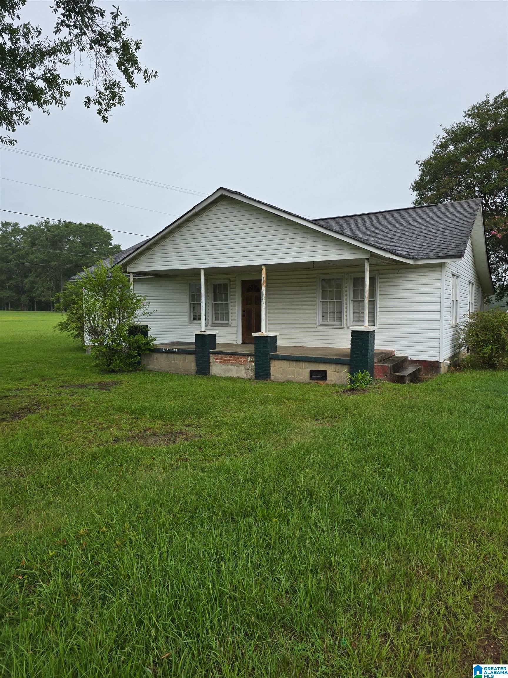 Photo of 2300 4TH AVENUE CLANTON