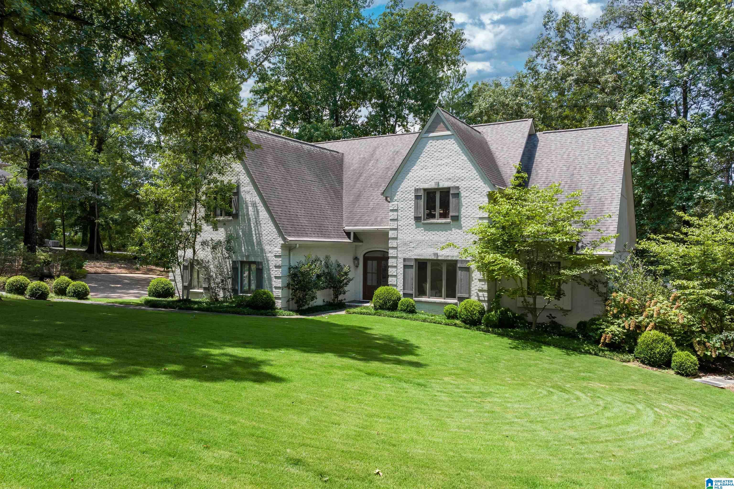 Photo of 2564 DOLLY RIDGE ROAD VESTAVIA HILLS