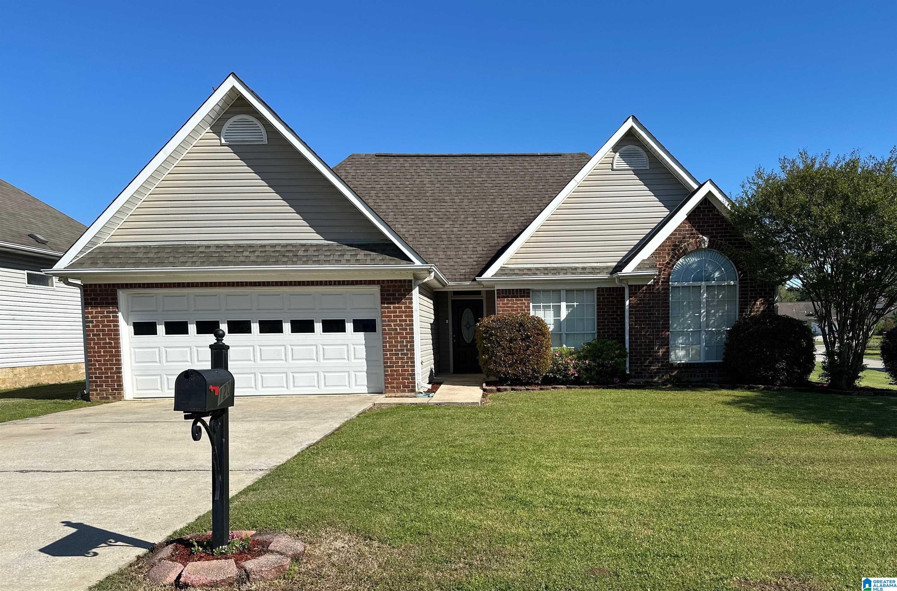 Real Estate Photo Of 120 Camden Lake Drive Calera