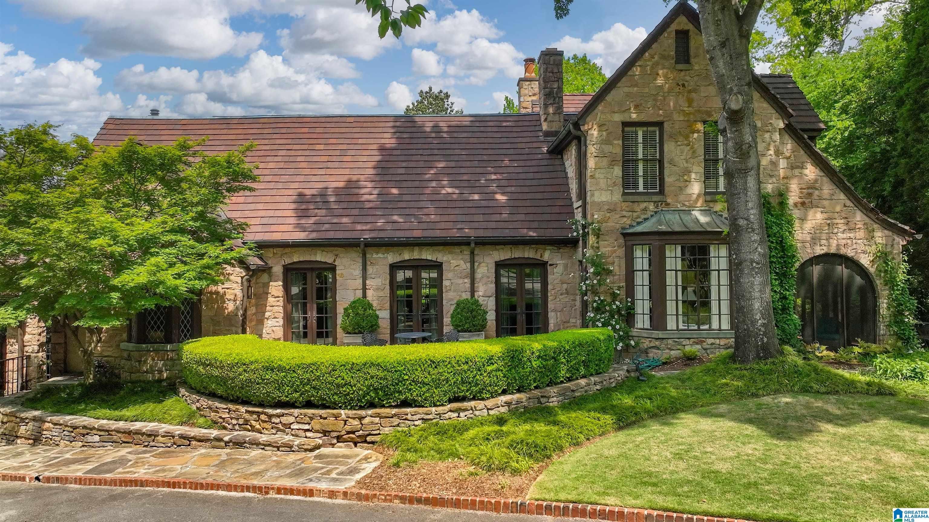 22 stunning new + coming soon homes in Birmingham—May 9-11 22 stunning new + coming soon homes in Birmingham—May 9-11