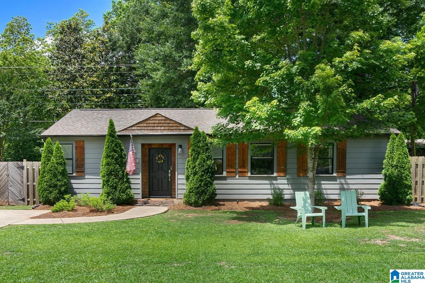 15 gorgeous new + coming soon homes in Birmingham—May 16-18 11 Photo of 614 ROYAL STREET BIRMINGHAM