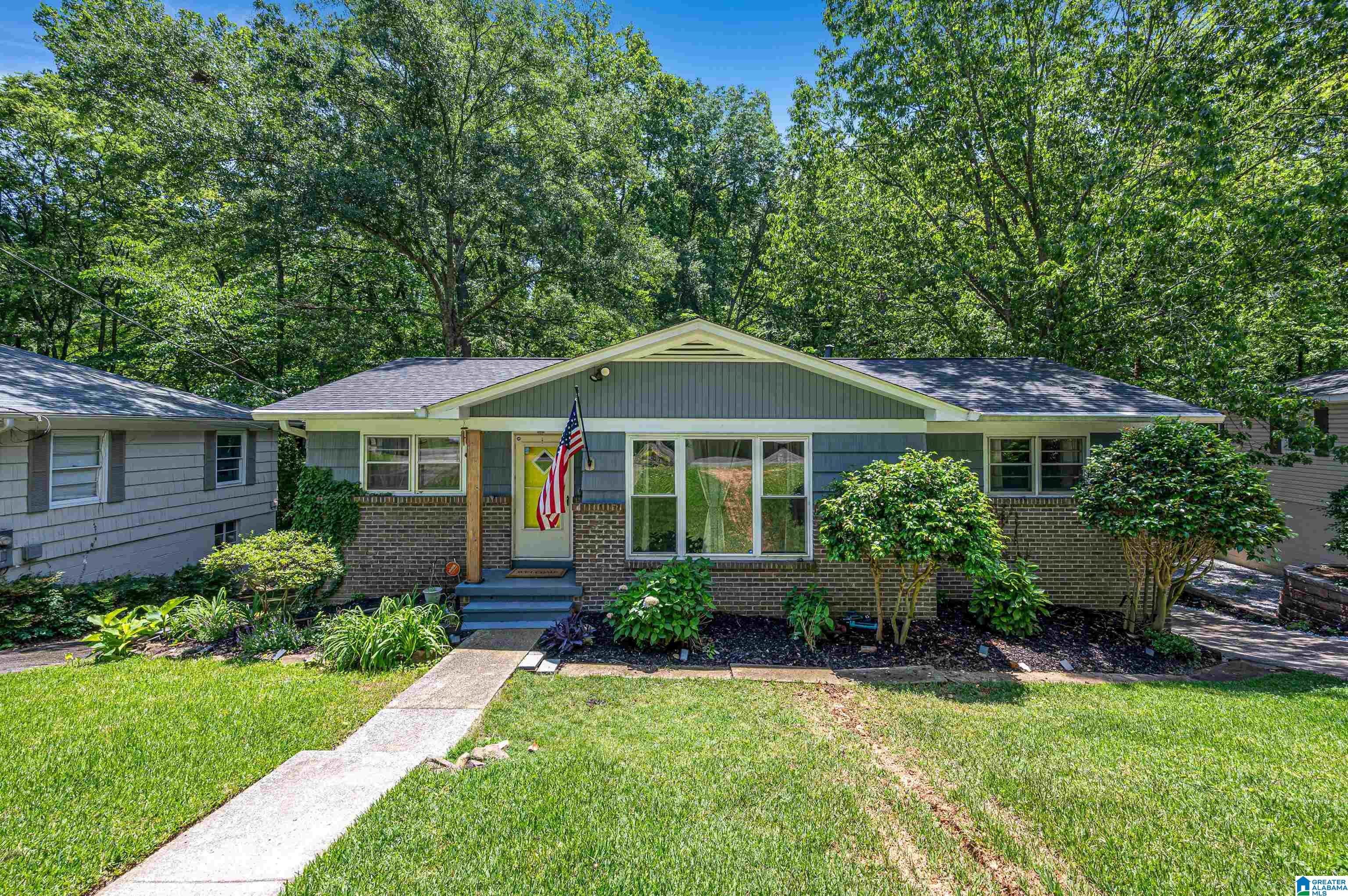 15 gorgeous new + coming soon homes in Birmingham—May 16-18 12 Photo of 1109 DREXEL PARKWAY HOMEWOOD