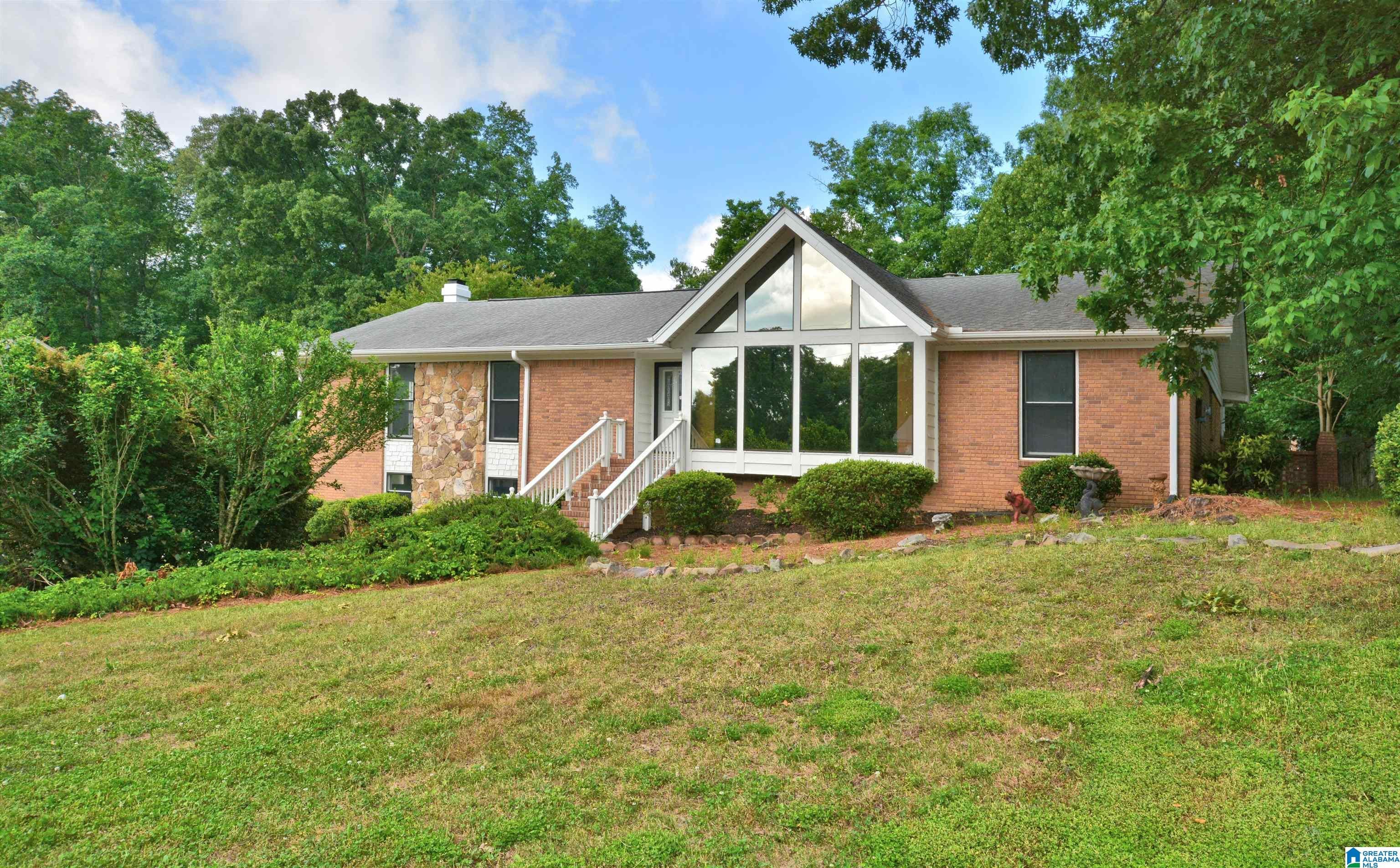 Real Estate Photo Of 2112 7Th Street Center Point