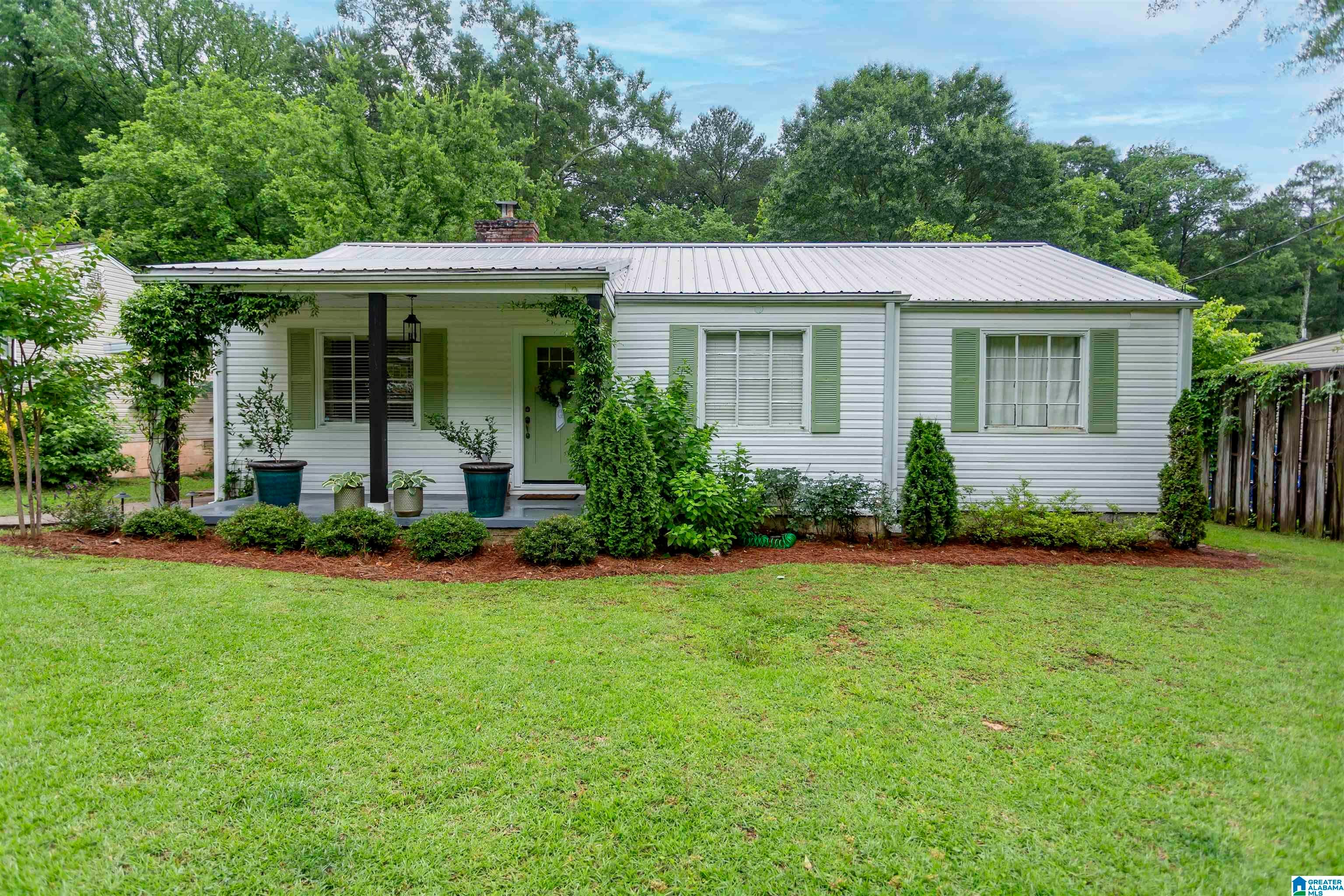 Real Estate Photo Of 1413 Cresthill Road Birmingham