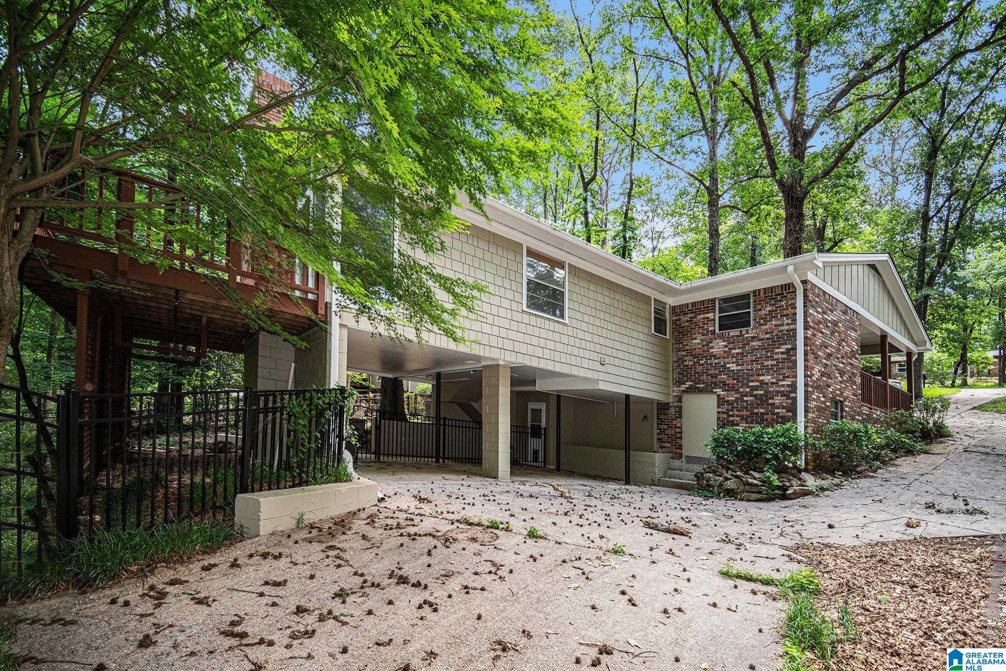 Photo Of 2970 Lake Park Circle Birmingham