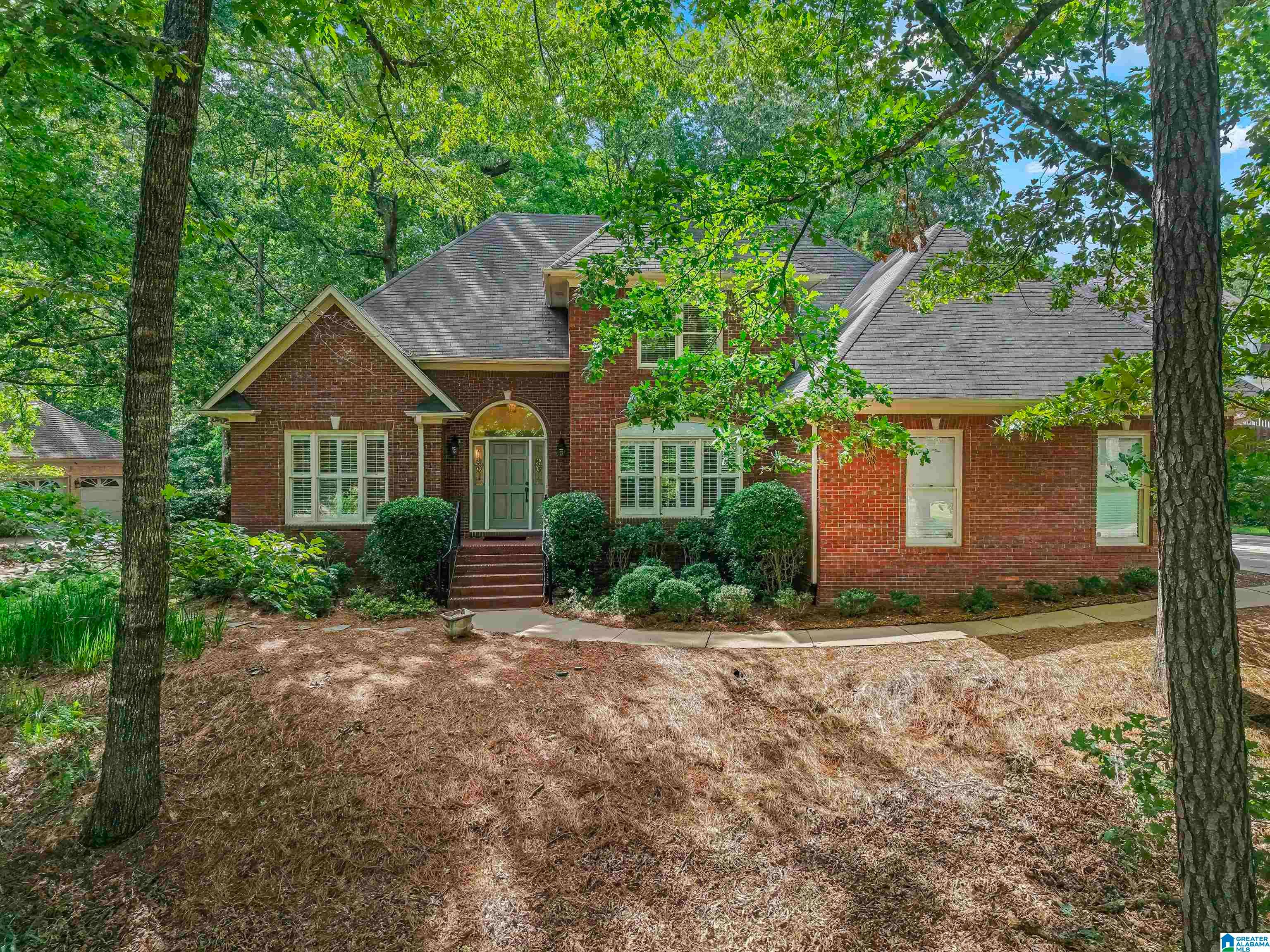 Photo Of 601 Bayhill Road Hoover