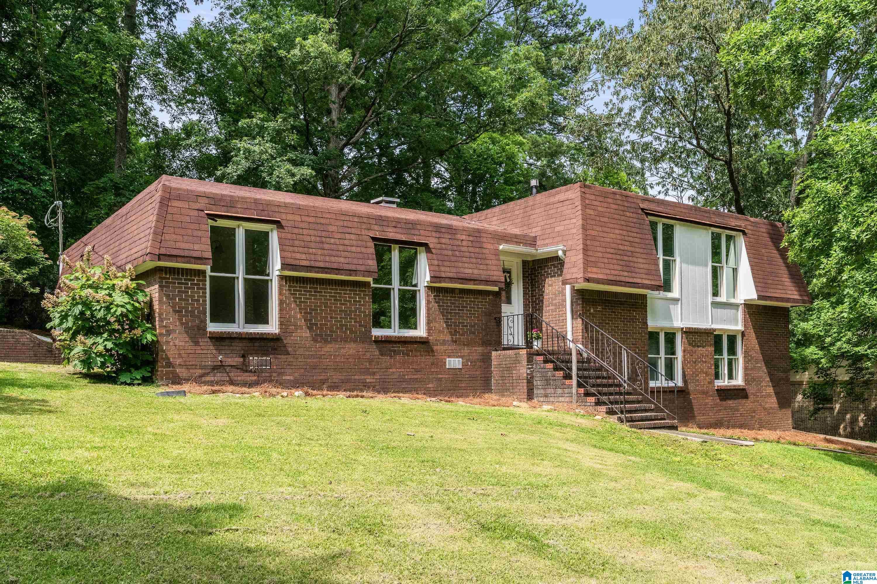 22 must-see new + coming soon home listings across Birmingham—June 20-22 16 Photo of 5746 BELMONT PLACE IRONDALE