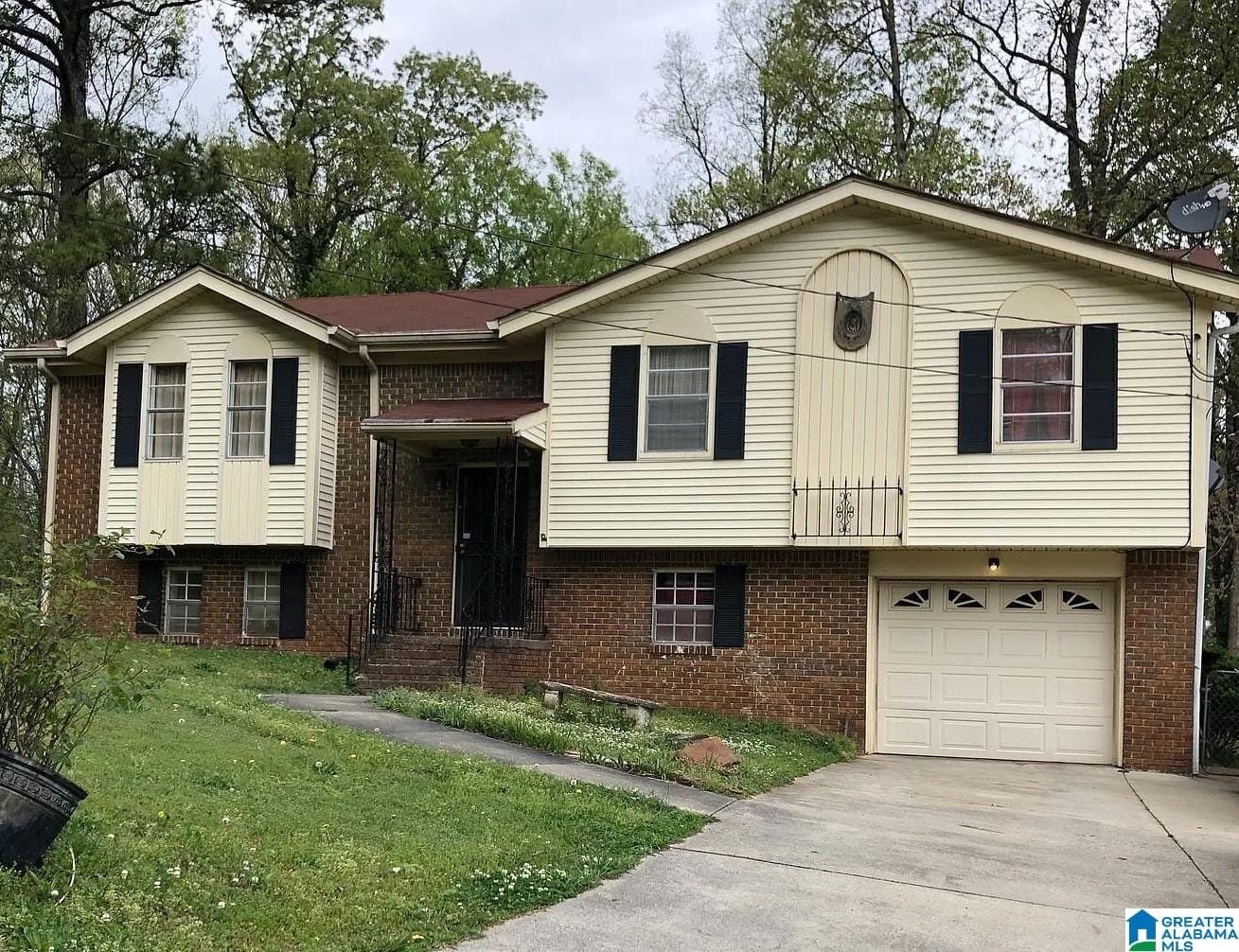 22 must-see new + coming soon home listings across Birmingham—June 20-22 24 Photo of 272 JUPITER DRIVE PINSON