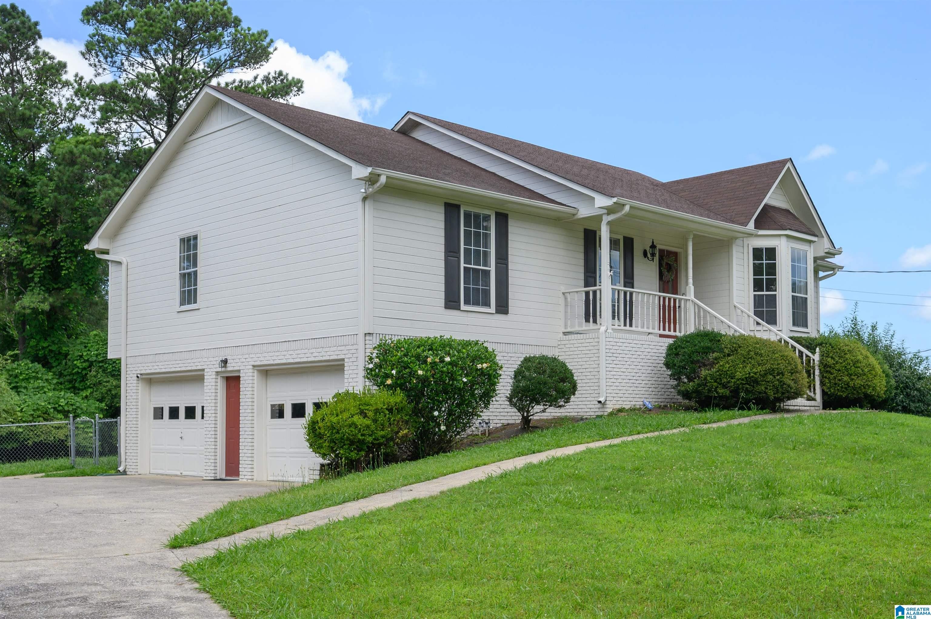 22 must-see new + coming soon home listings across Birmingham—June 20-22 15 Photo of 5031 SUMMER CREST DRIVE PINSON