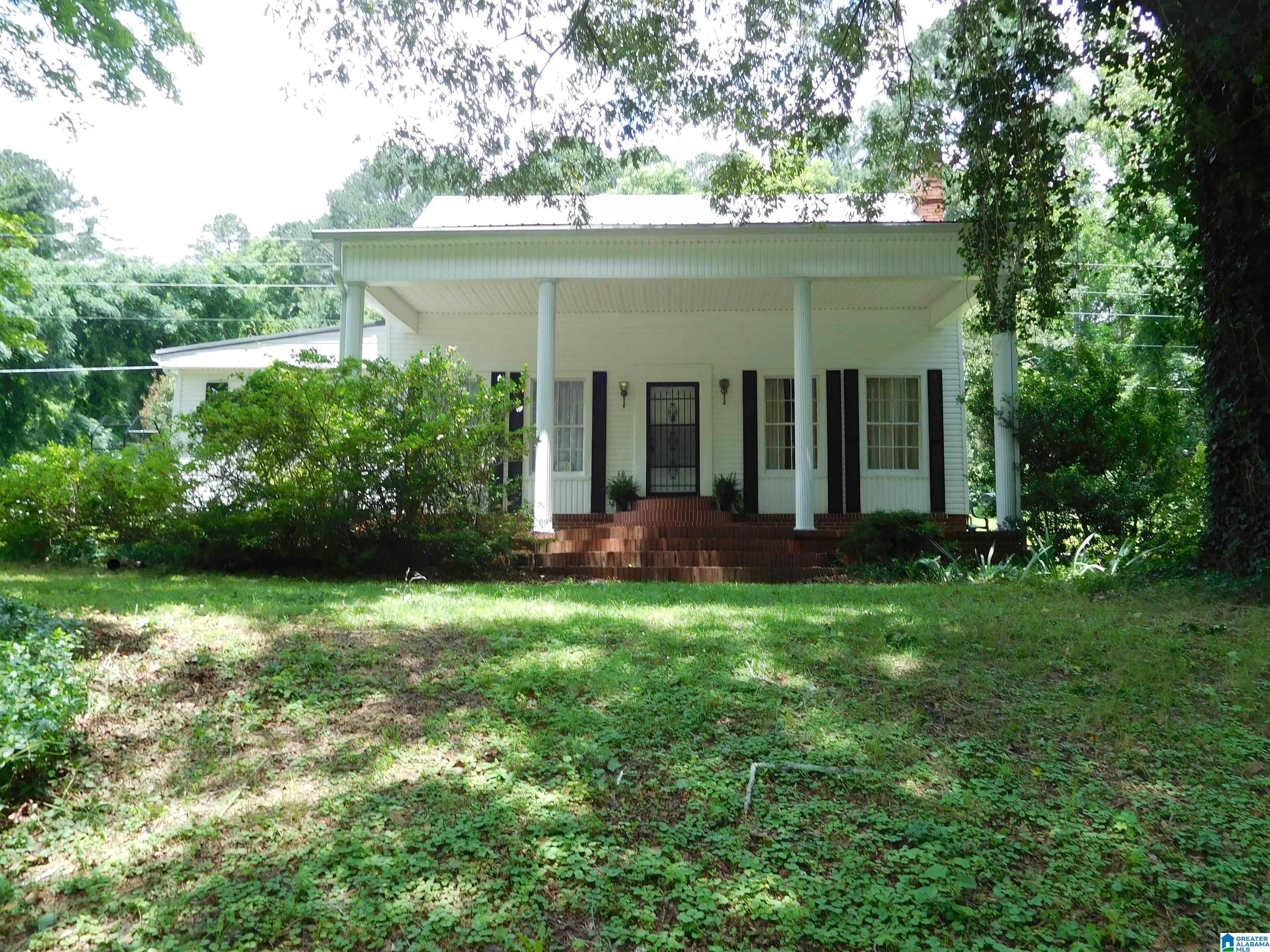 22 must-see new + coming soon home listings across Birmingham—June 20-22 19 Photo of 16145 US HIGHWAY 11 SPRINGVILLE