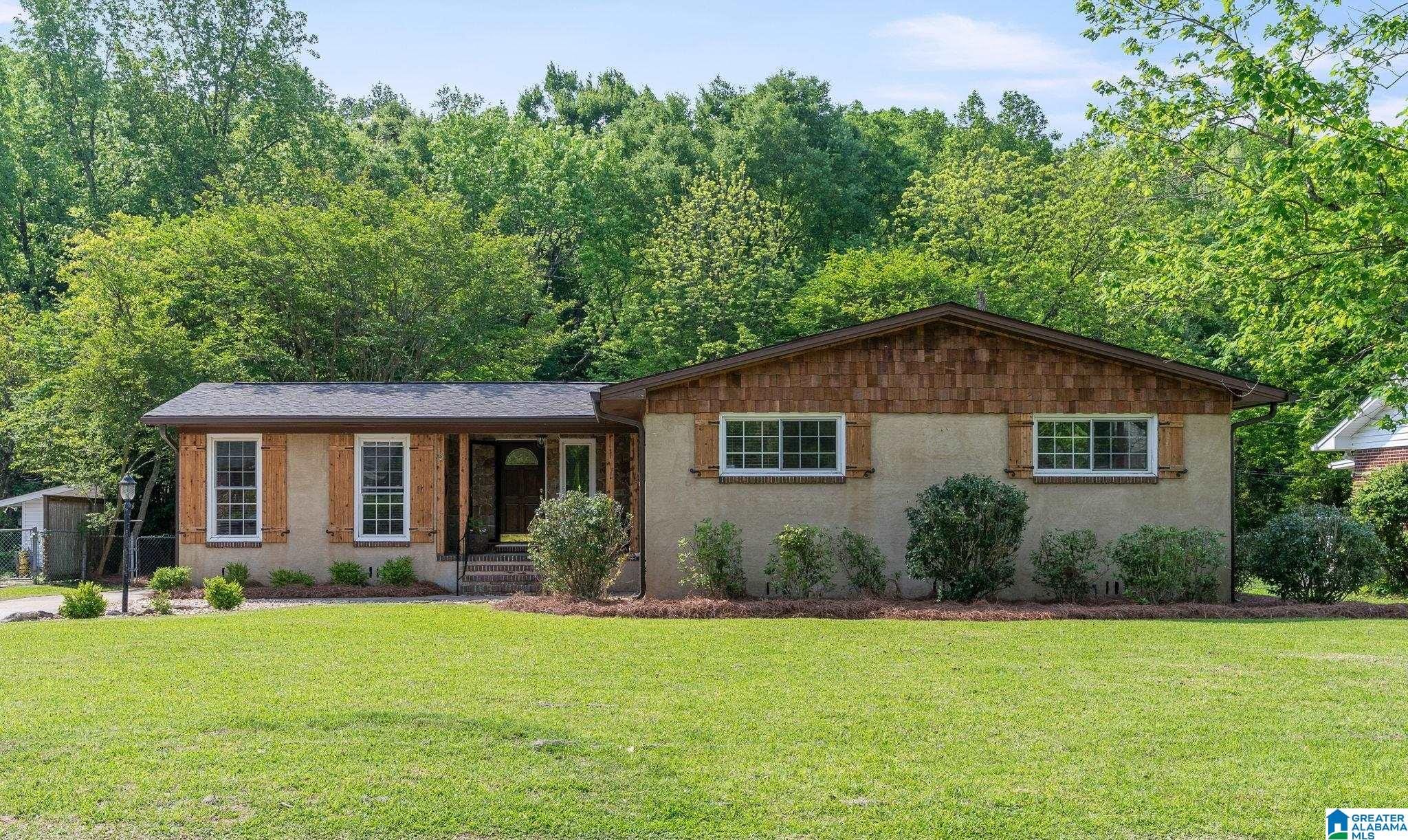 22 must-see new + coming soon home listings across Birmingham—June 20-22 8 Photo of 4369 MOUNTAINDALE ROAD BIRMINGHAM