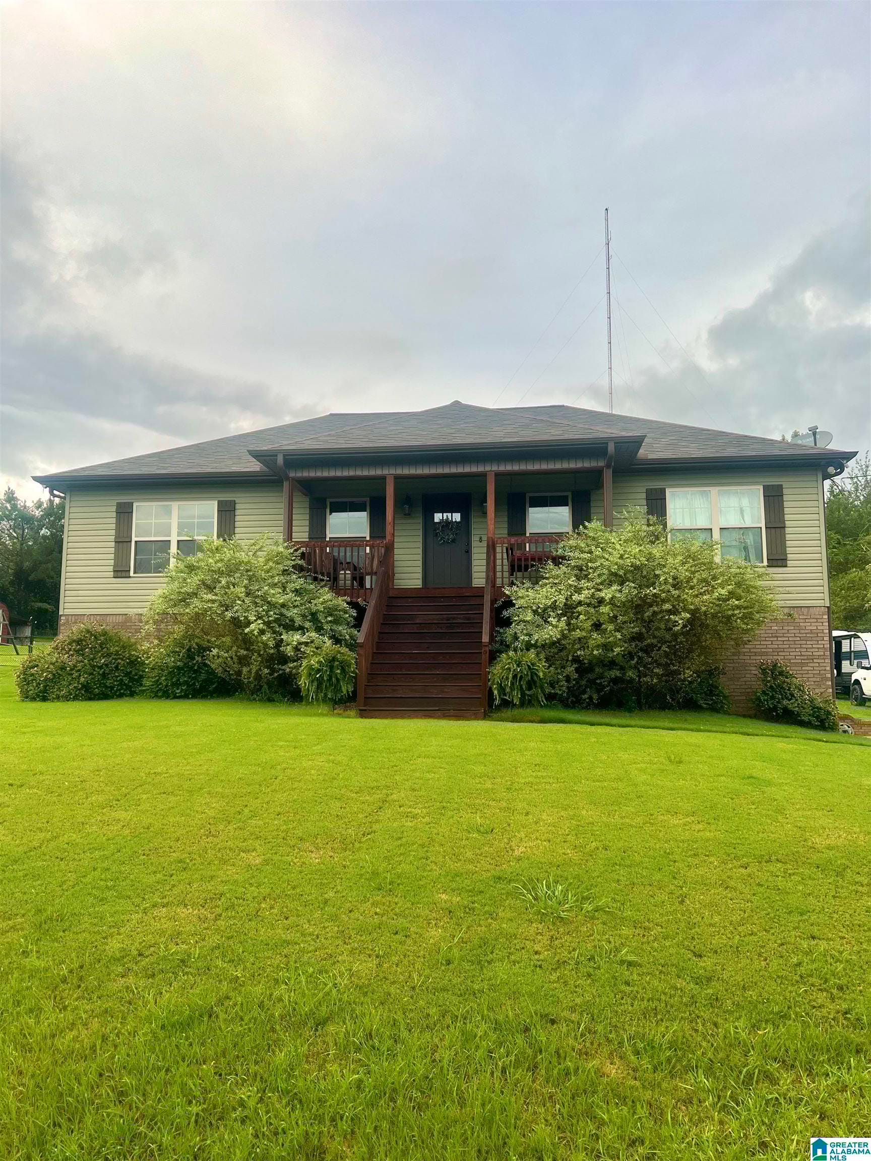Photo of 817 WIER ROAD WARRIOR