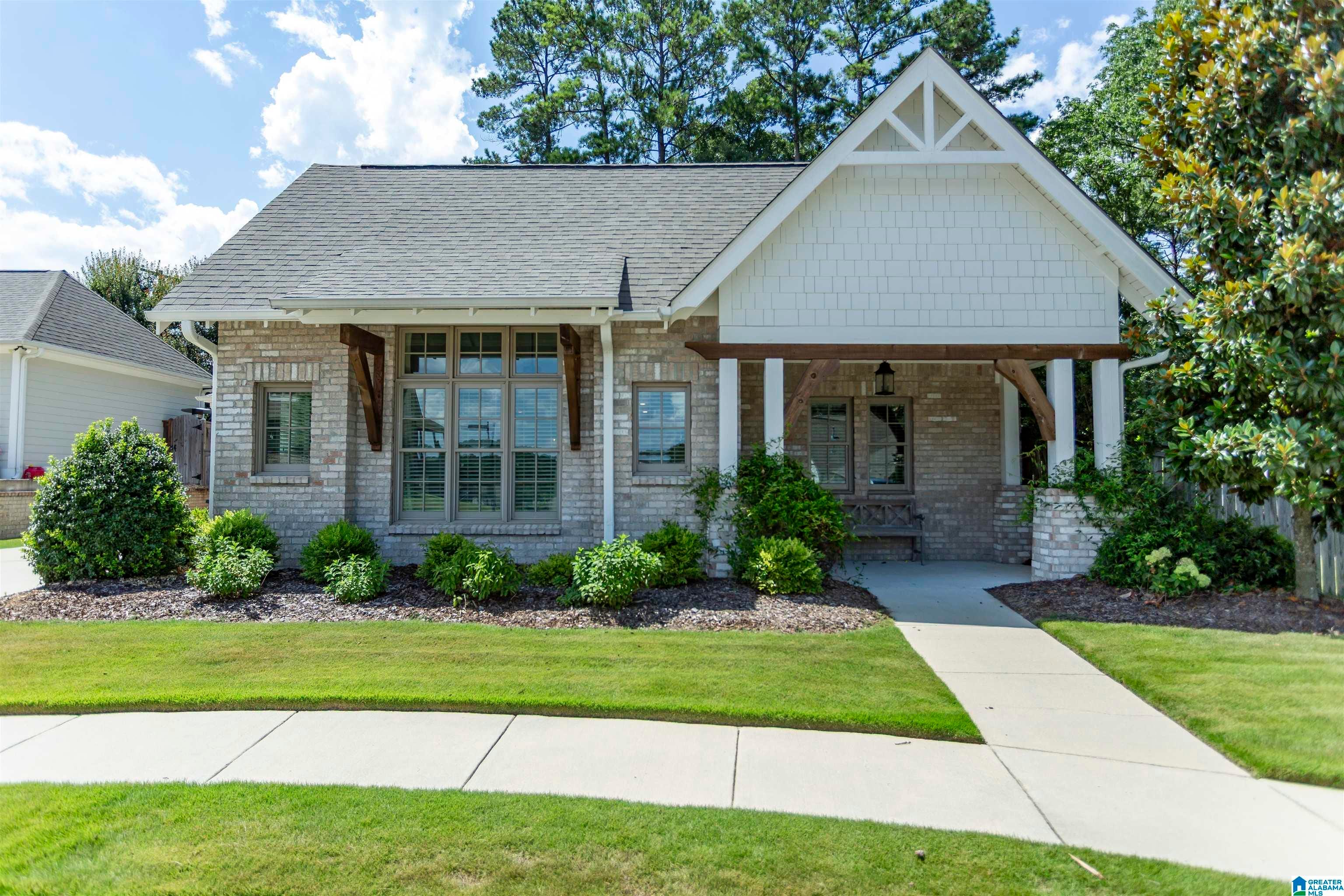 Photo of 2692 ALTADENA RIDGE CIRCLE VESTAVIA HILLS