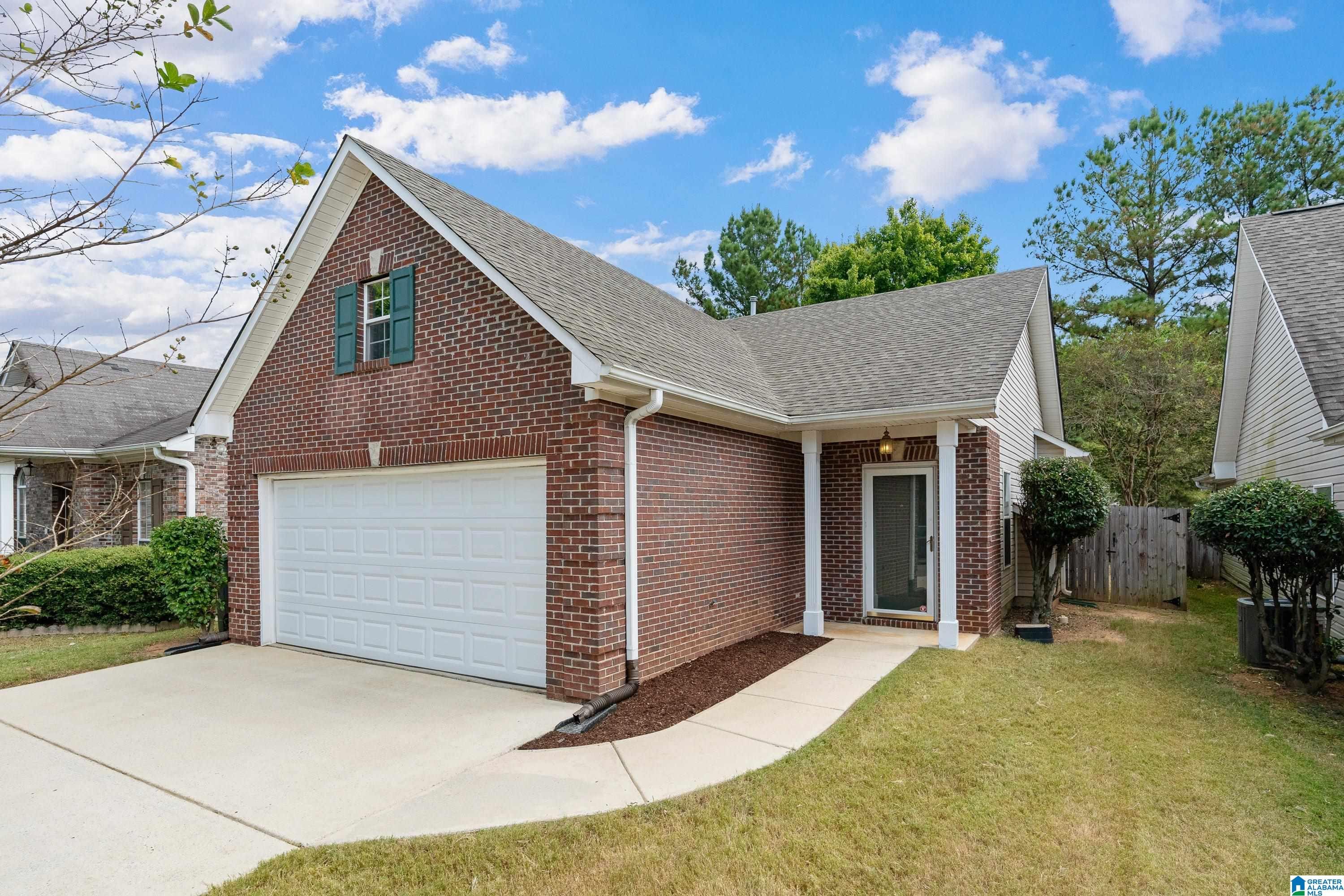 Photo Of 5266 Cottage Lane Hoover