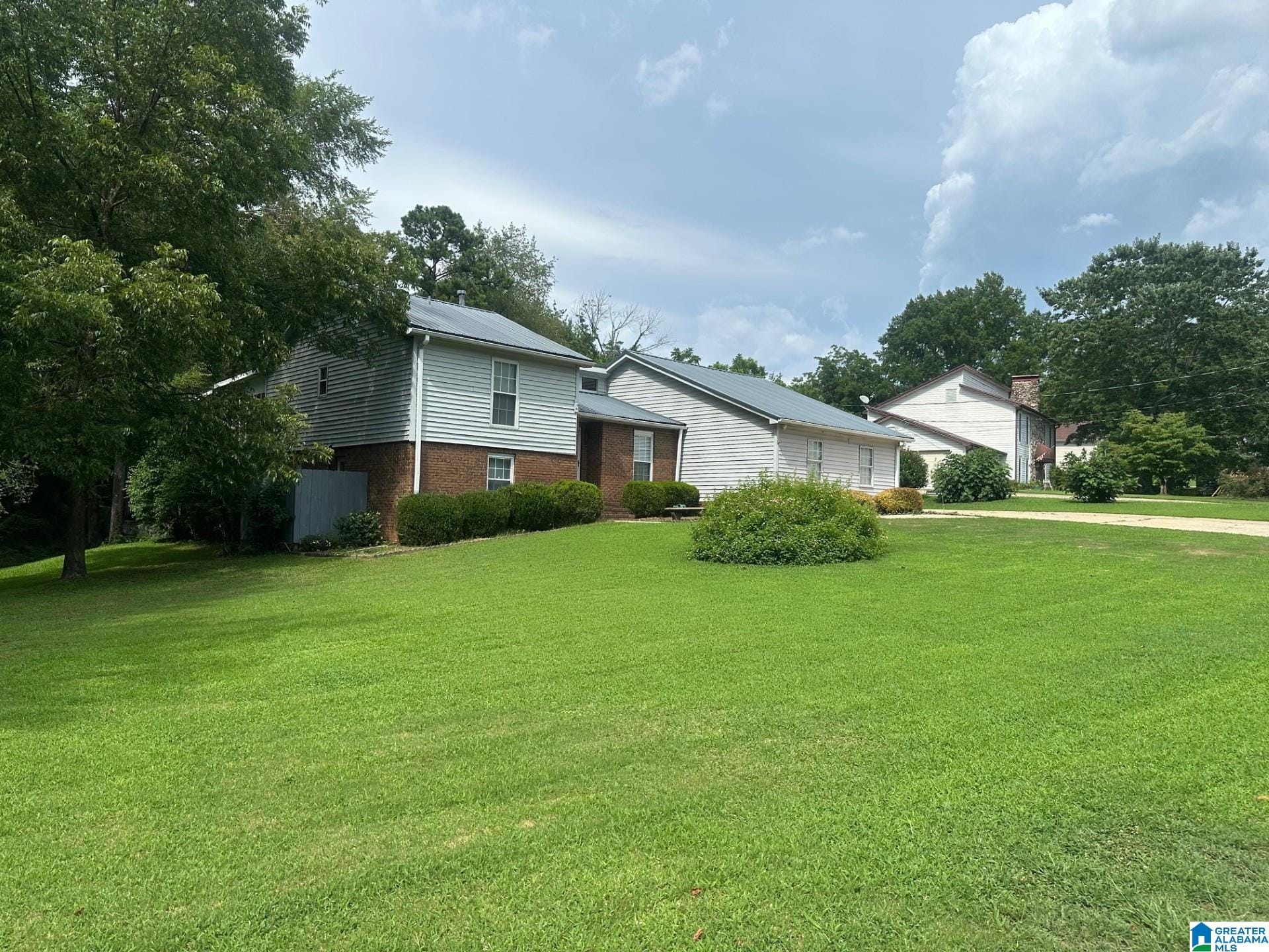 Photo Of 1821 Creely Drive Birmingham