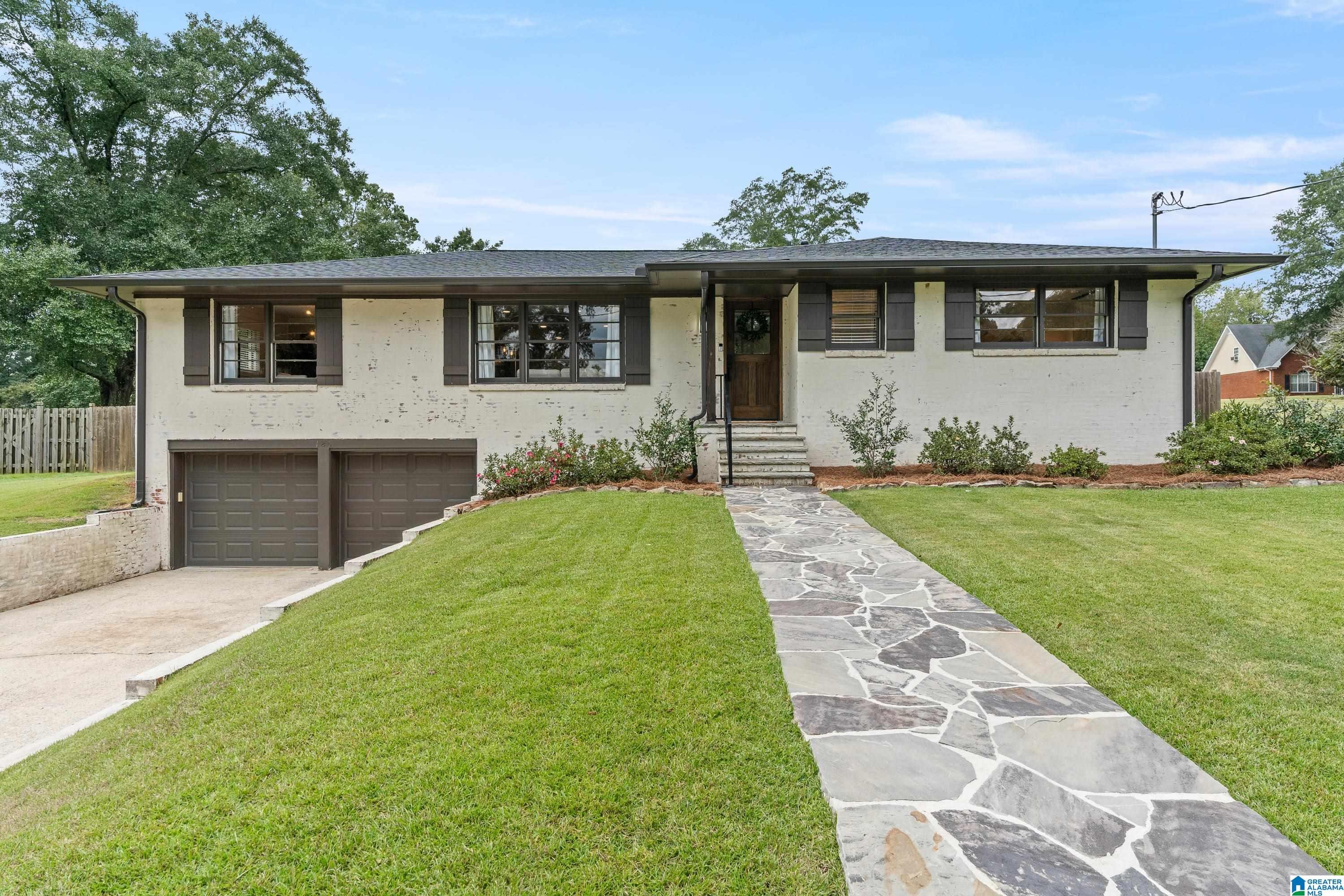Photo of 120 DEW DRIVE TRUSSVILLE
