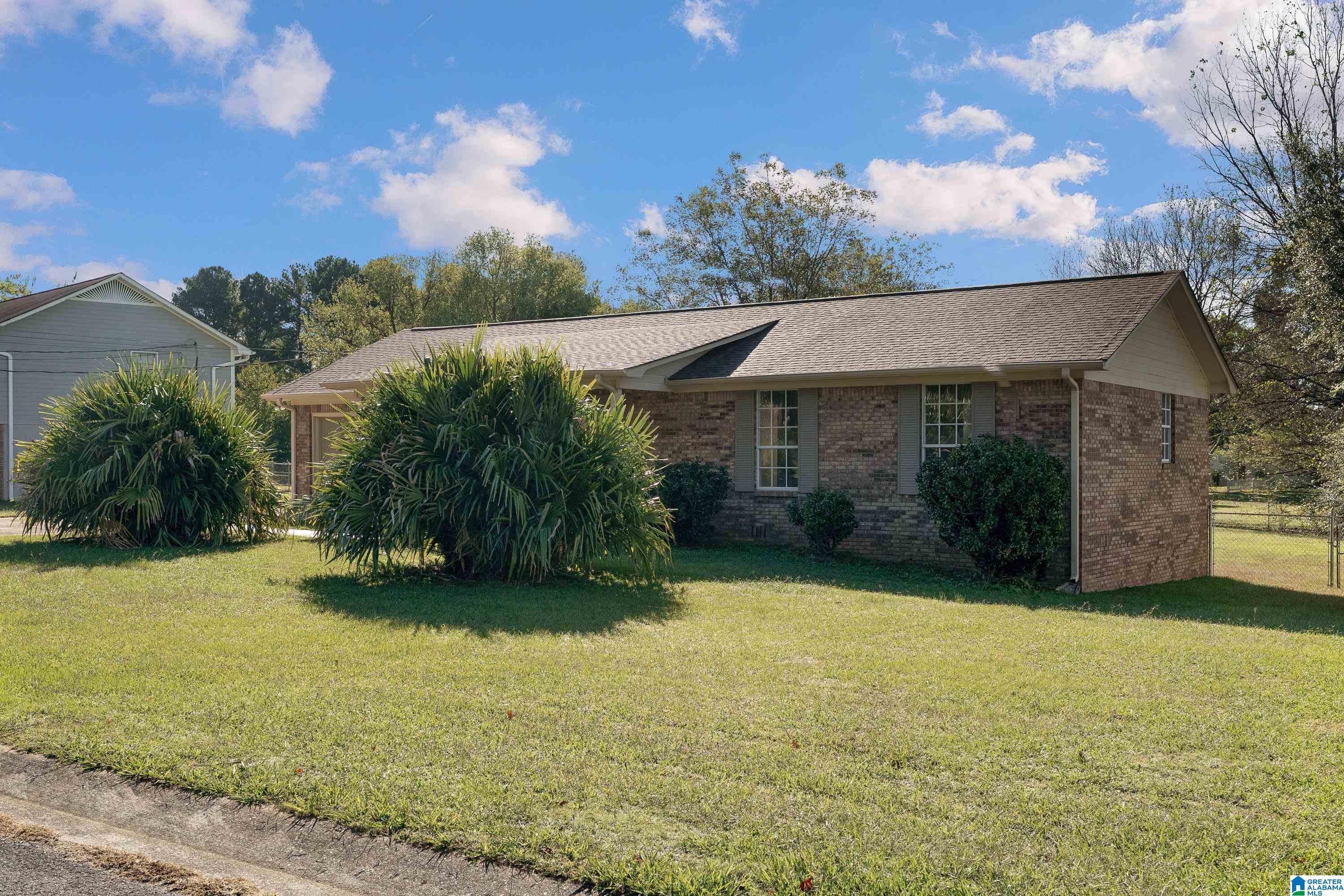 26 new home listings in Birmingham you won't want to miss—Oct. 31-Nov. 2 24 Photo of 933 GLENN CHAPEL ROAD GARDENDALE