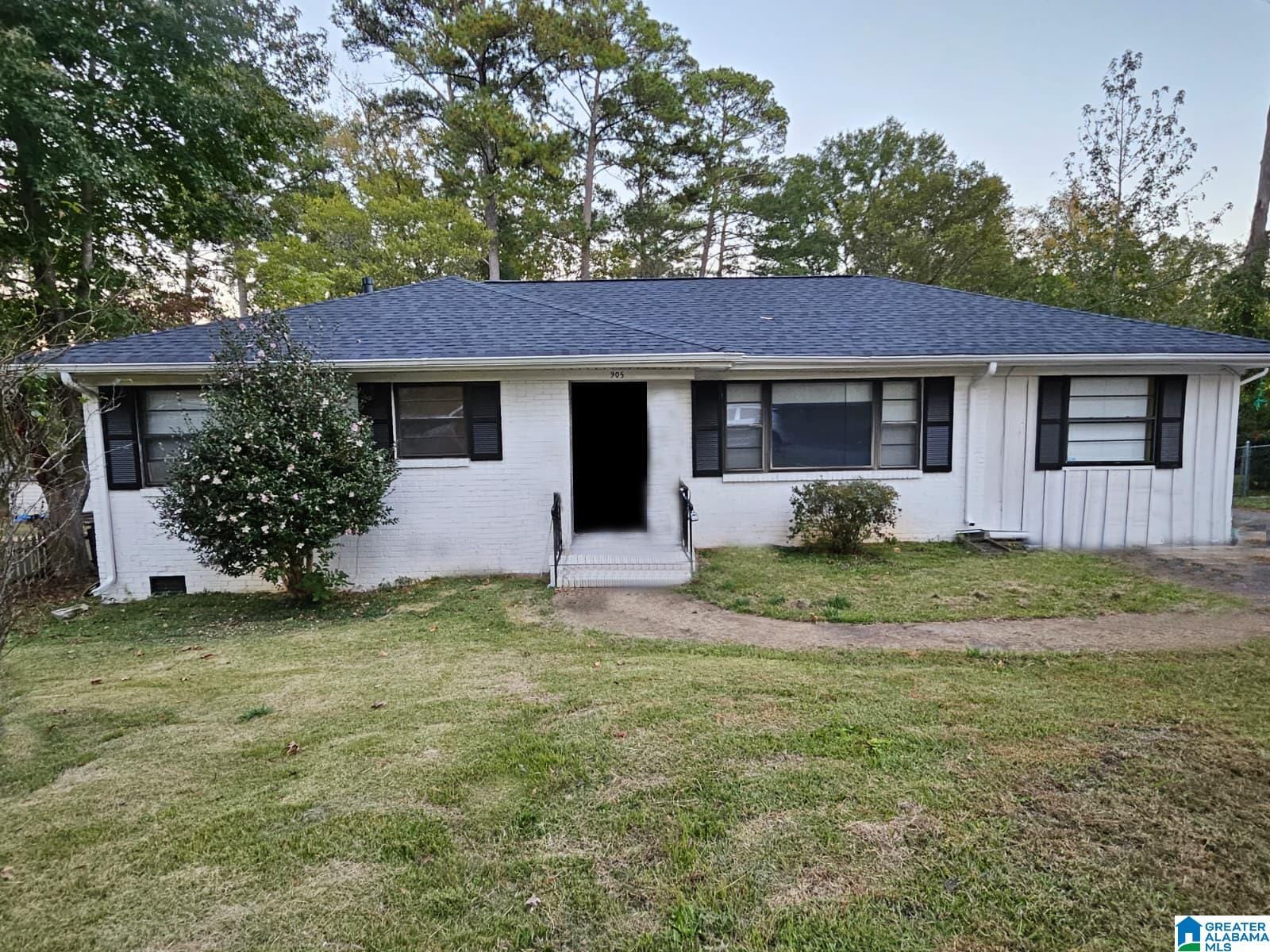 24 Birmingham homes on the market now—Nov. 14-16 23 Photo of 905 ELIZABETH DRIVE BIRMINGHAM