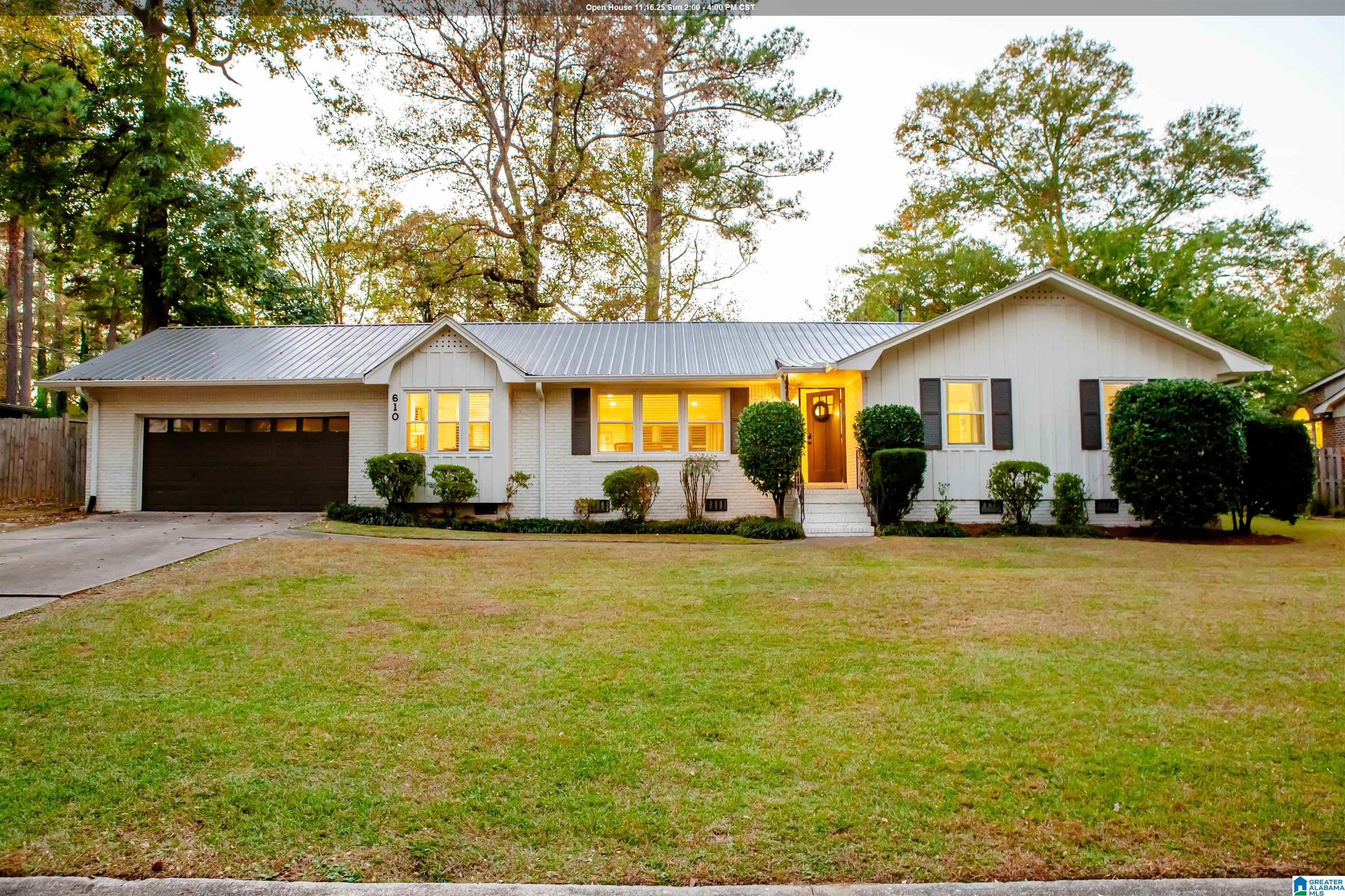 24 Birmingham homes on the market now—Nov. 14-16 10 Photo of 610 TWIN BRANCH TERRACE VESTAVIA HILLS