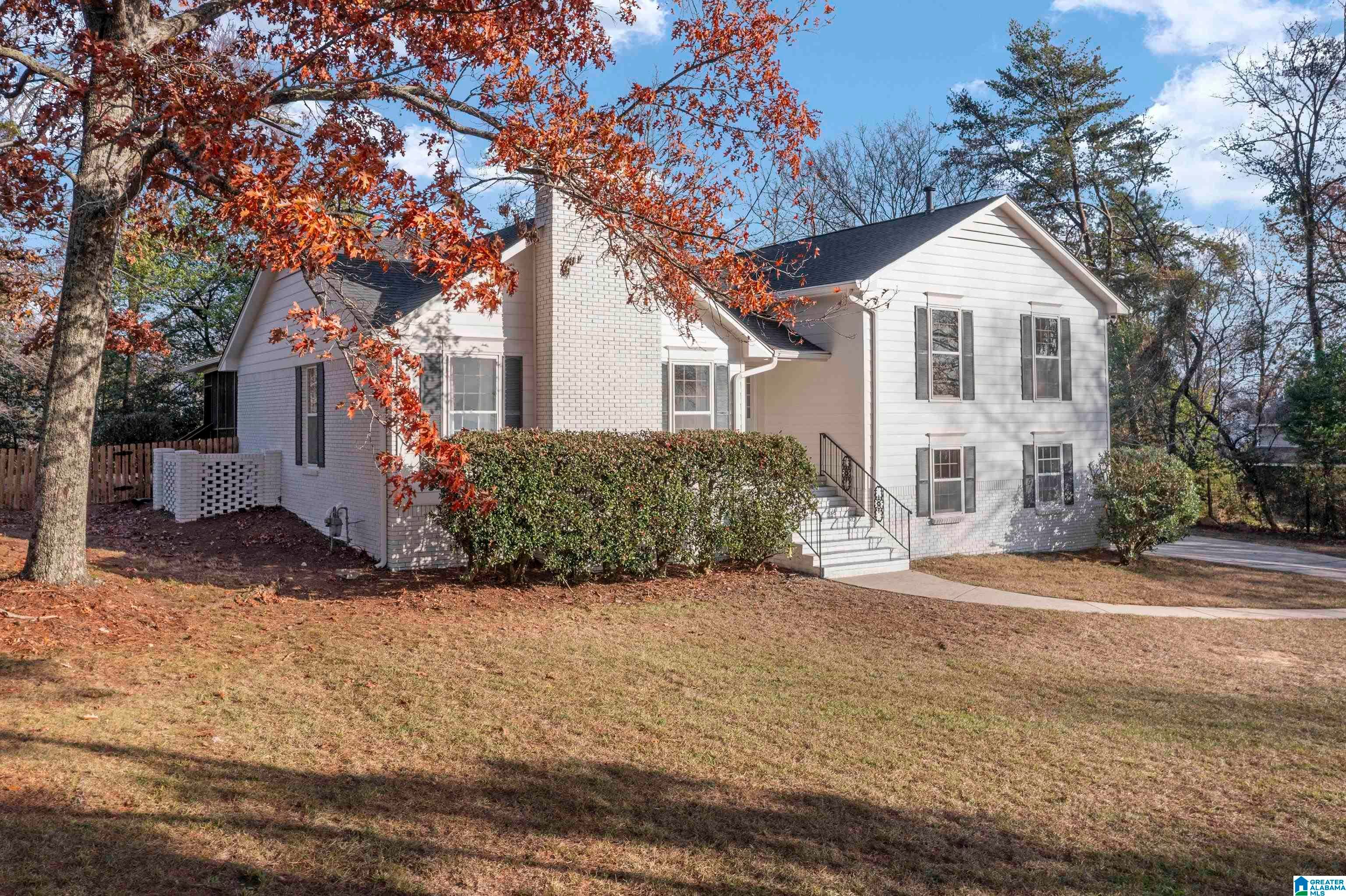 Real Estate Photo Of 267 Shades Crest Road Hoover