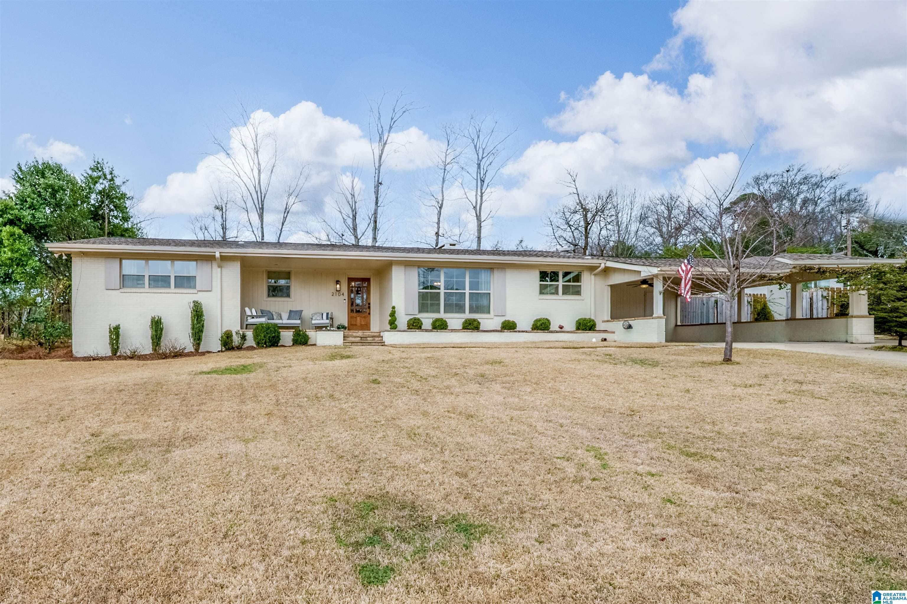 Photo of 2104 BEVERLY HILLS DRIVE VESTAVIA HILLS