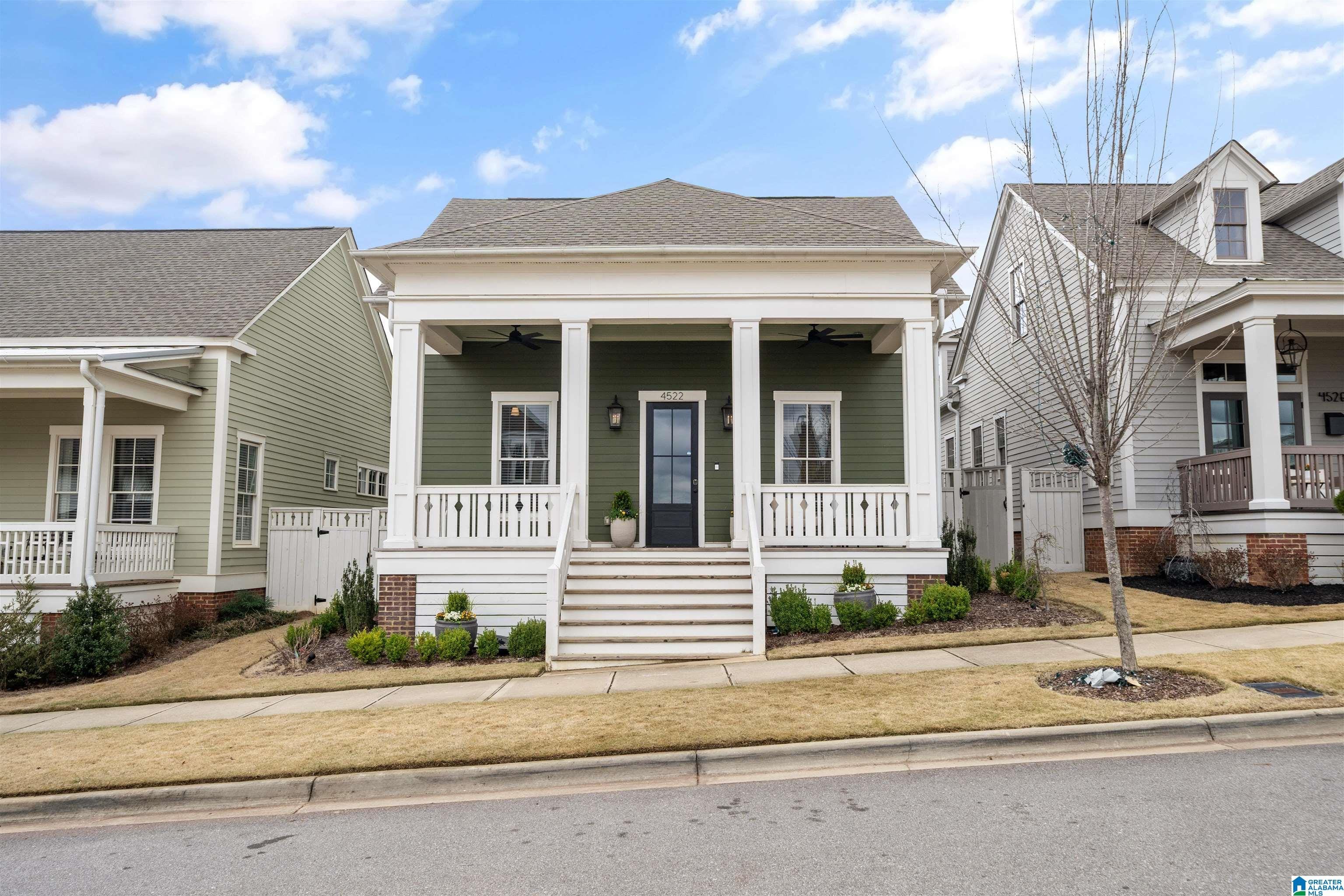 Photo of 4522 VILLAGE GREEN WAY HOOVER