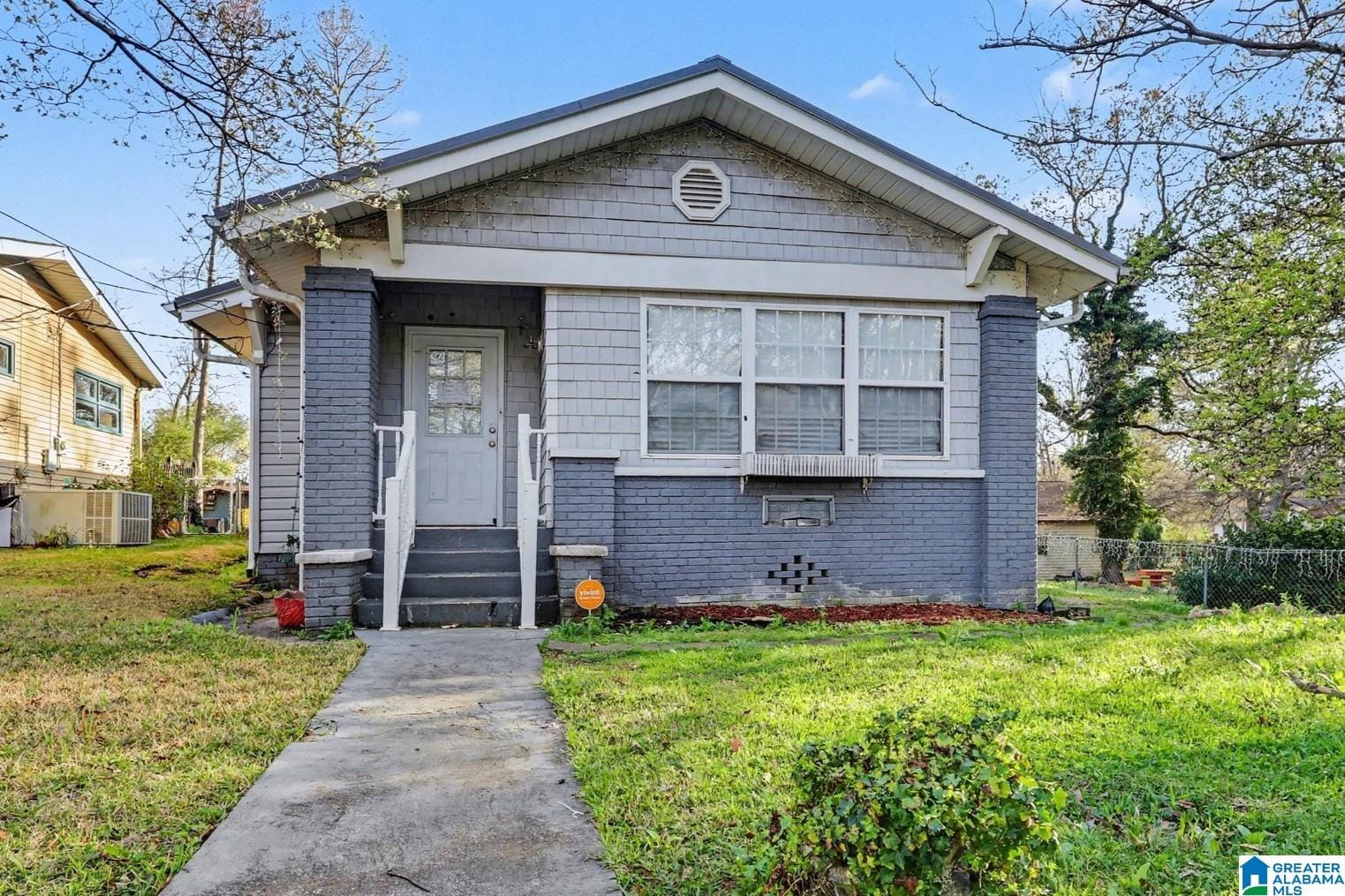 24 Birmingham homes on the market now—March 20-22 28 Photo of 703 11TH AVENUE BIRMINGHAM