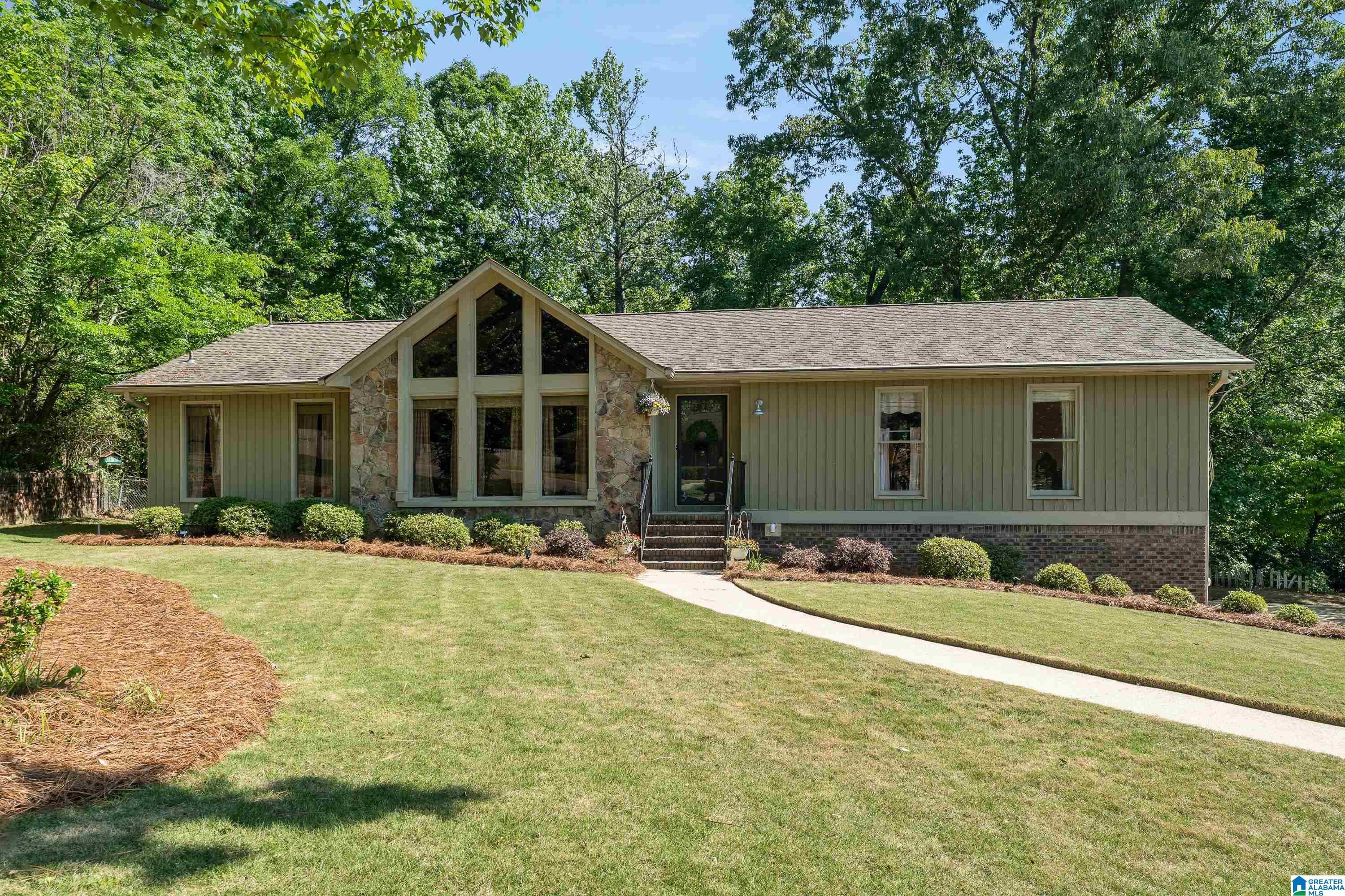 Photo of 3535 BURNT LEAF LANE HOOVER