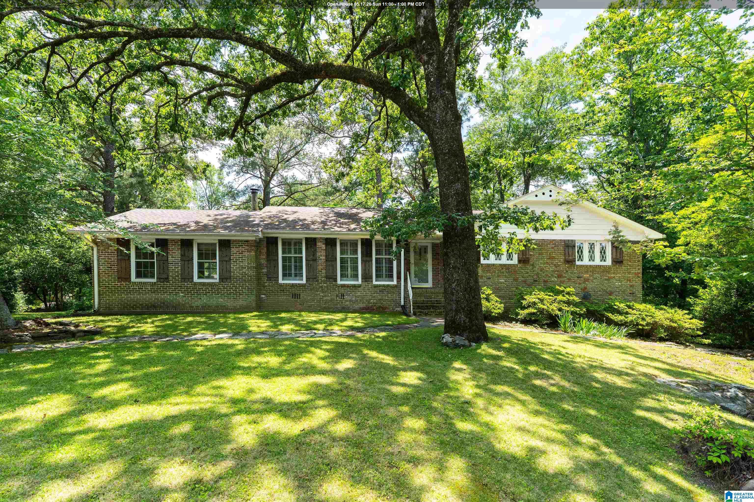 Photo Of 2414 Old Briar Trail Hoover