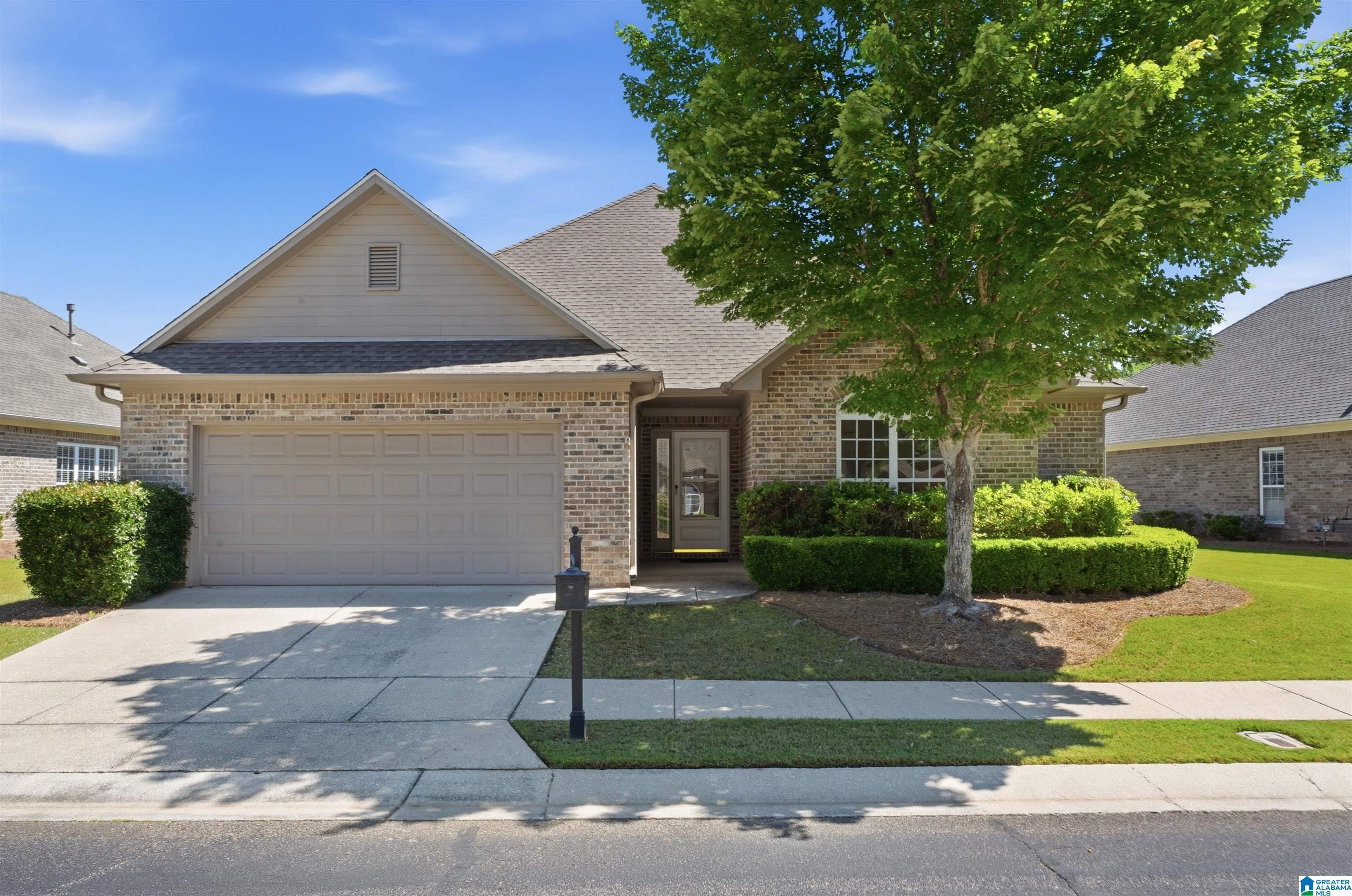 Real Estate Photo Of 5174 Scarlet Oak Circle Bessemer
