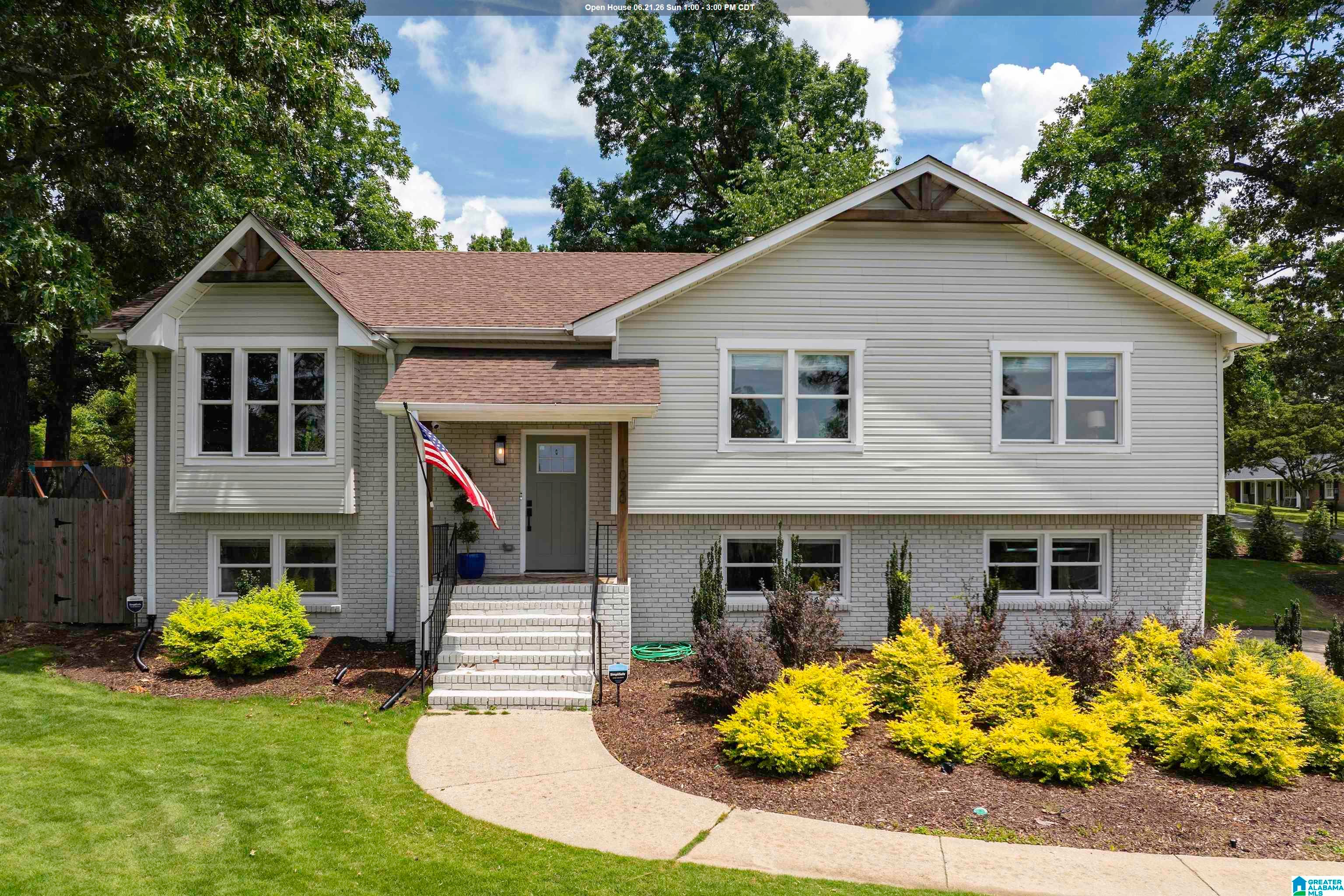 Uncategorized Photo Of 1020 Wickford Road Vestavia Hills