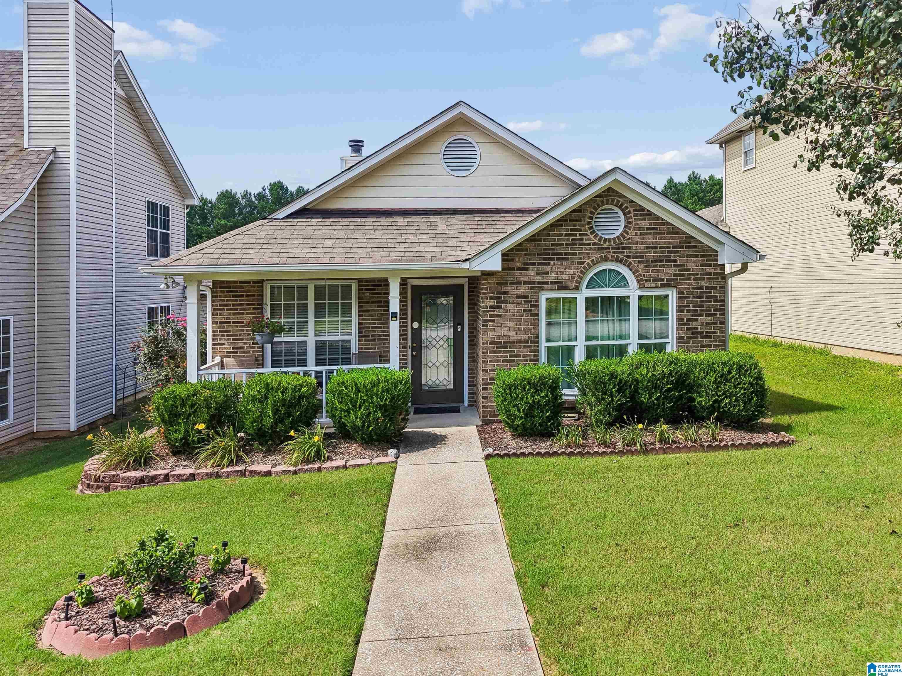 Photo of 144 WARWICK CIRCLE ALABASTER
