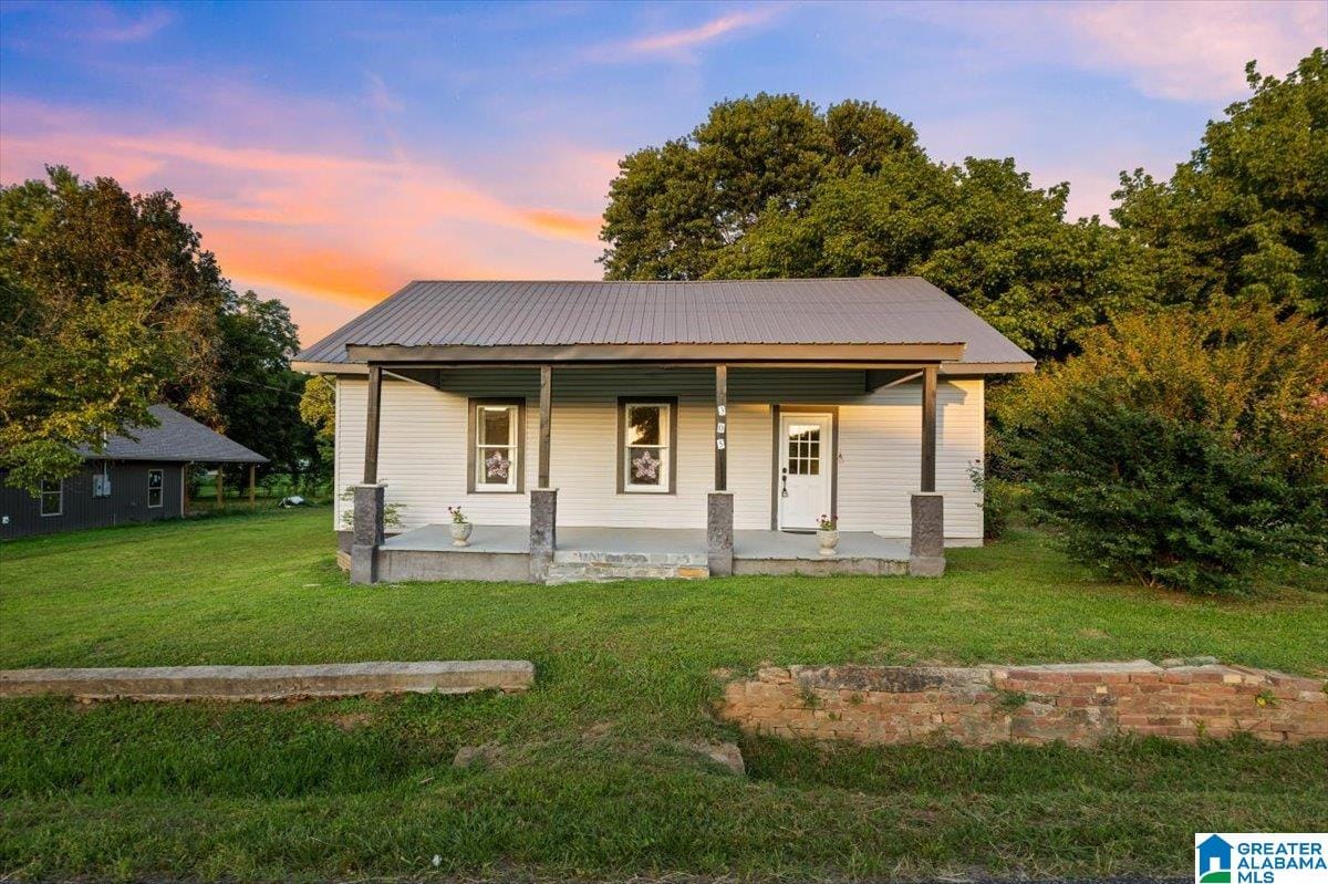 Photo of 305 COLLEGE STREET BLOUNTSVILLE