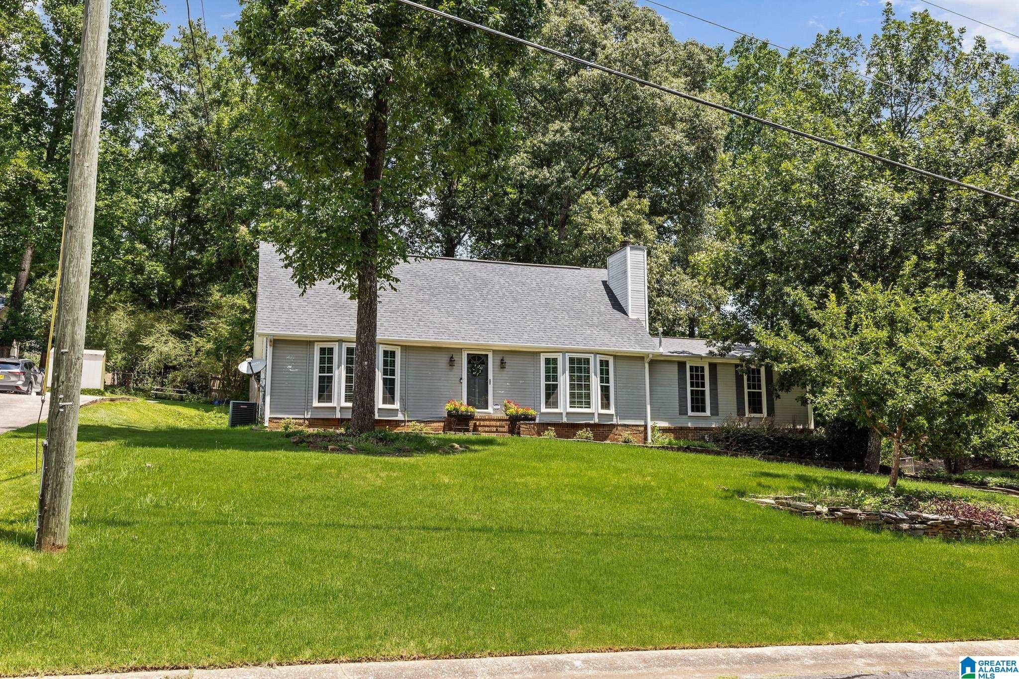16 homes on the market now in Birmingham (July 24-26) 14 Photo of 5636 HAMPTON ROAD IRONDALE