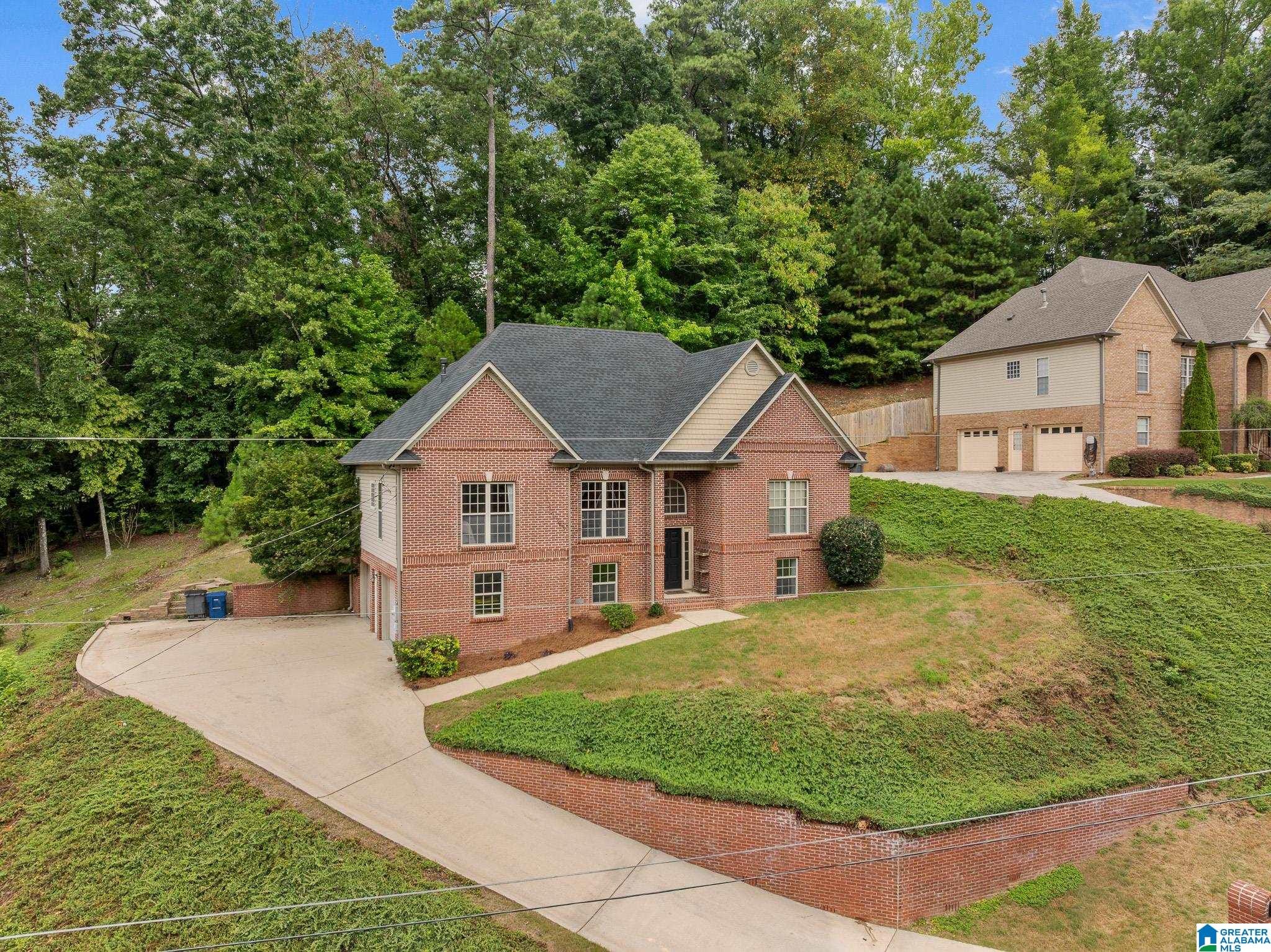 Photo of 219 SWEETWATER LANE TRUSSVILLE