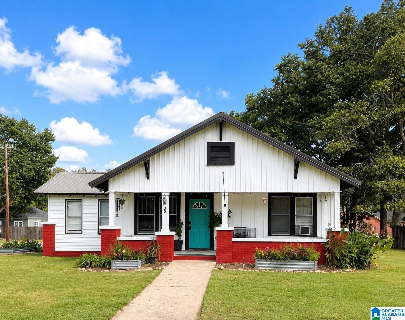 Real Estate Photo Of 301 2Nd Avenue Clanton