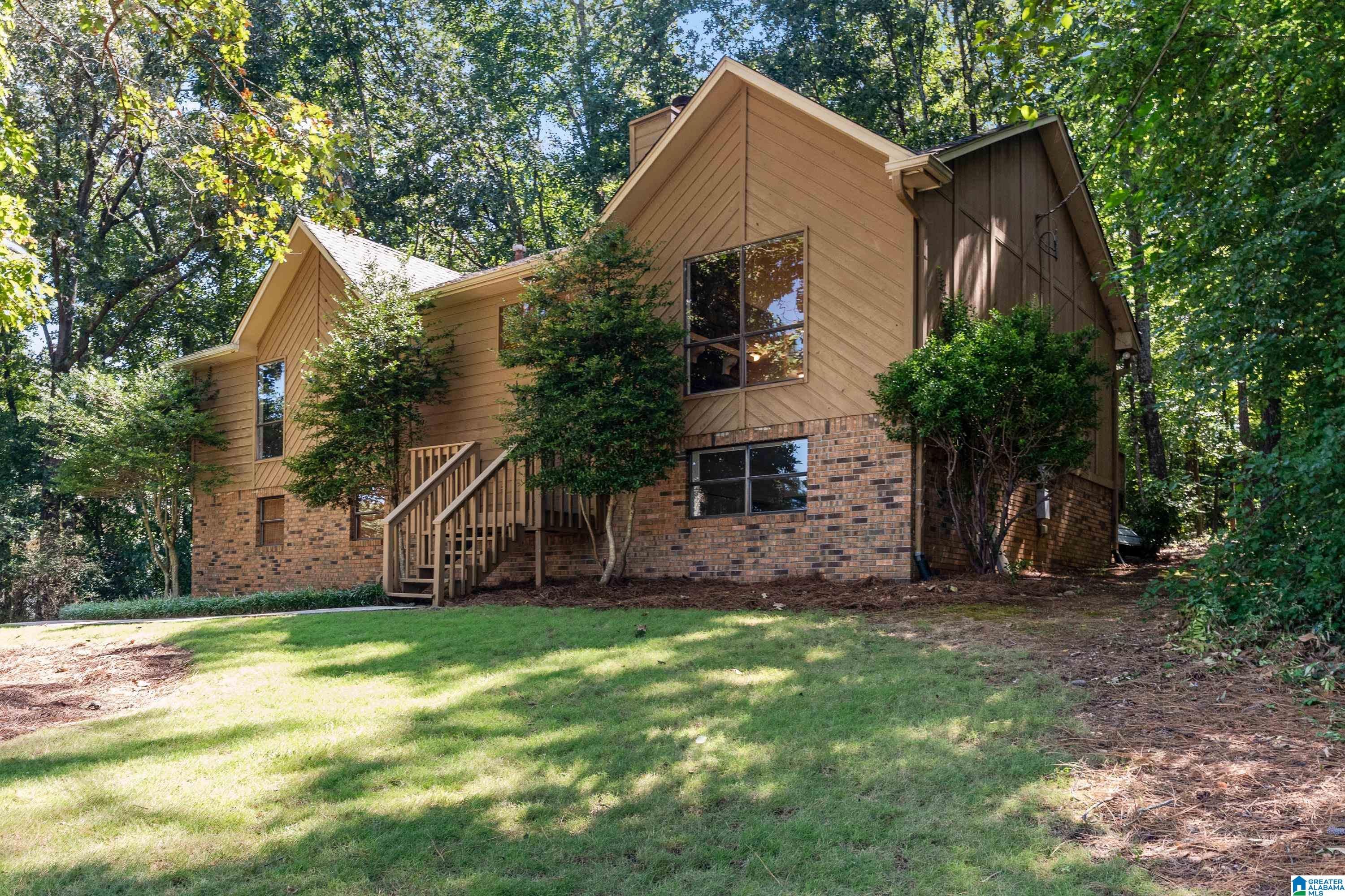 17 new home listings in Birmingham (Aug. 28-30) 6 Photo of 135 TOP O TREE LANE HOOVER