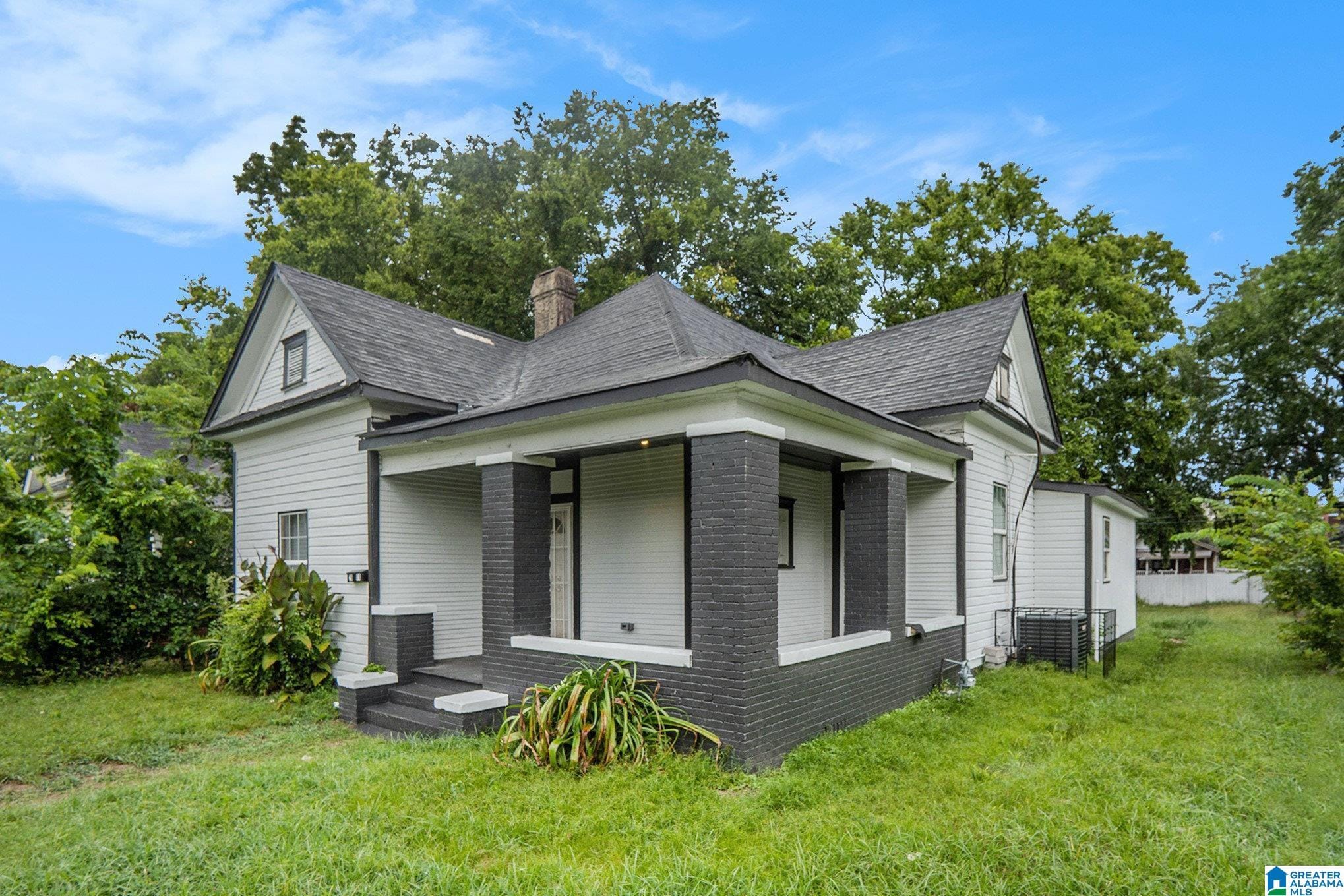 21 Birmingham home listings: See what’s on the market now (Sept. 18-20) 26 Photo of 2908 AVENUE F BIRMINGHAM