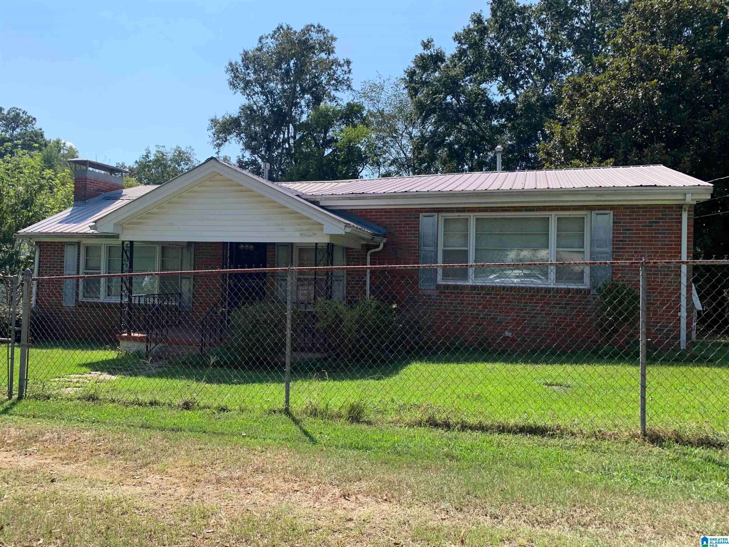 14 homes on the market now in Birmingham 17 Photo of 617 HILLTOP AVENUE WARRIOR