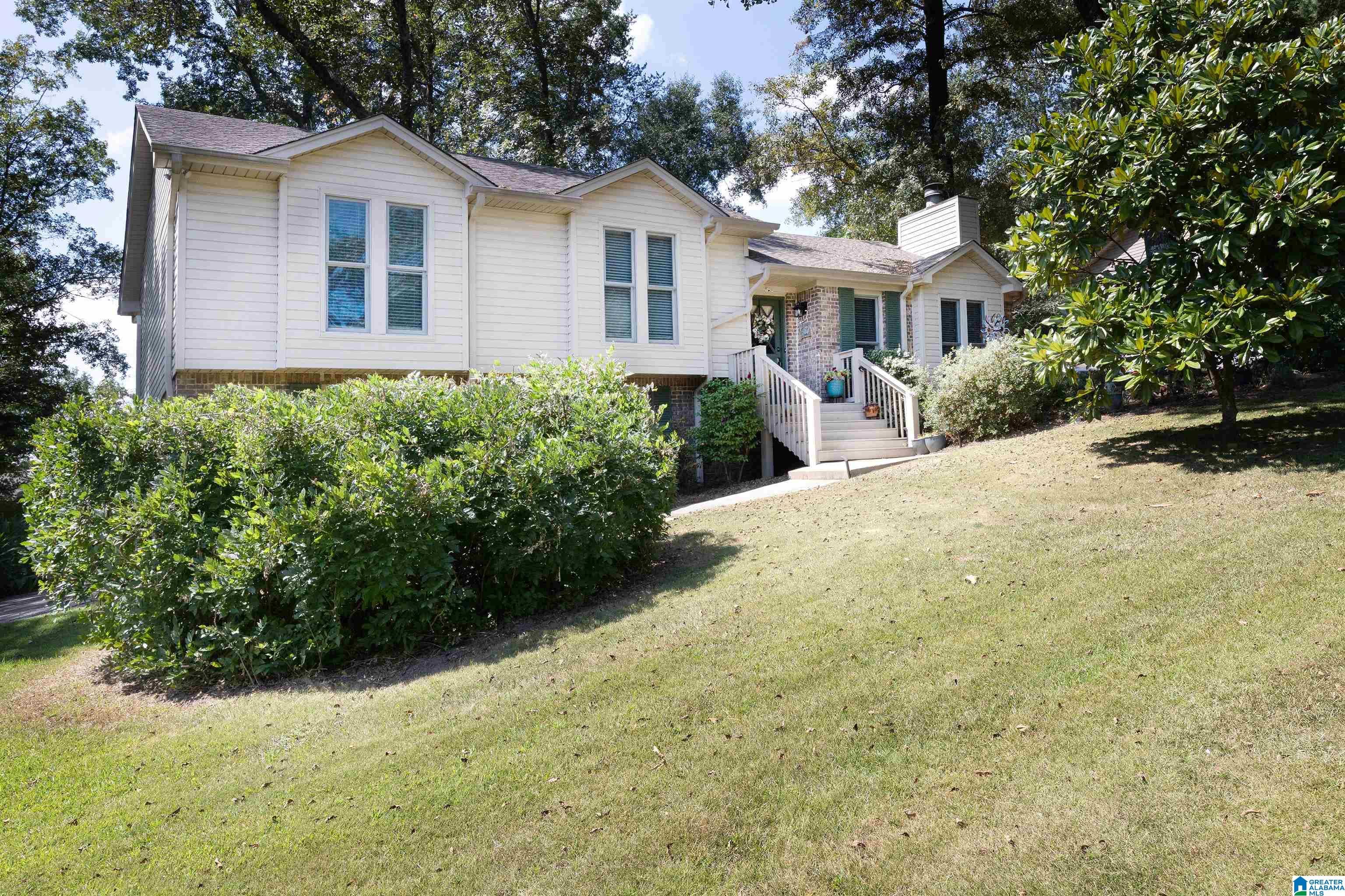 14 homes on the market now in Birmingham 6 Photo of 4953 NOTTINGHAM LANE BIRMINGHAM