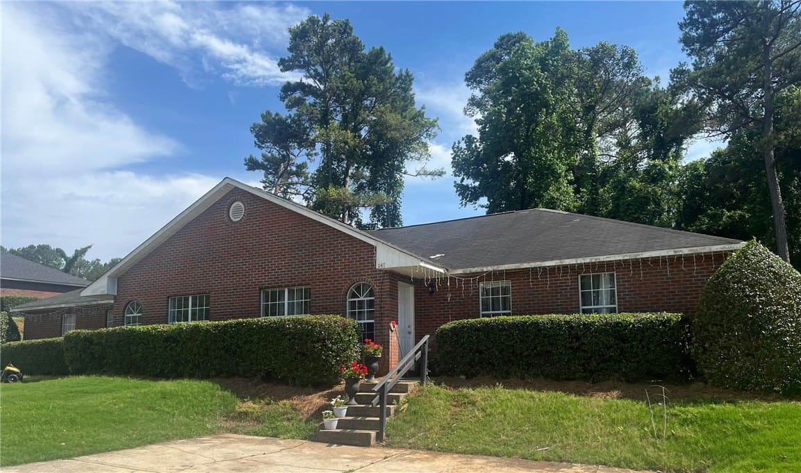 Real Estate Photo Of 1145-1147 Northlake Auburn