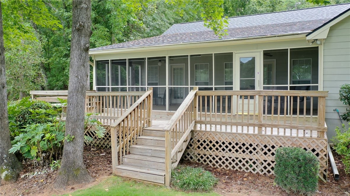Real Estate Photo Of 188 Lee Road 896 Salem