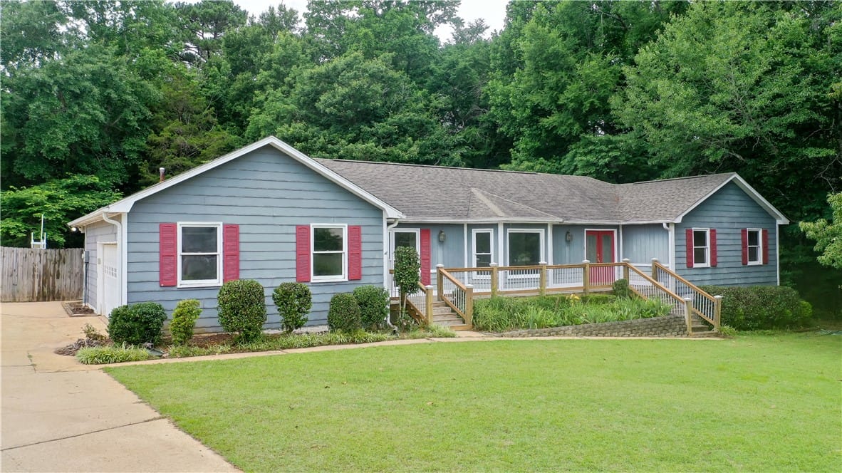 Photo Of 1812 Oak Bowery Opelika