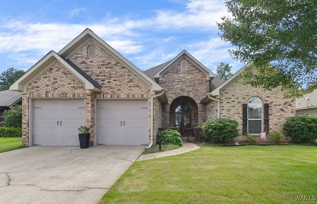 Real Estate Photo Of 11516 Belle Meade Northport
