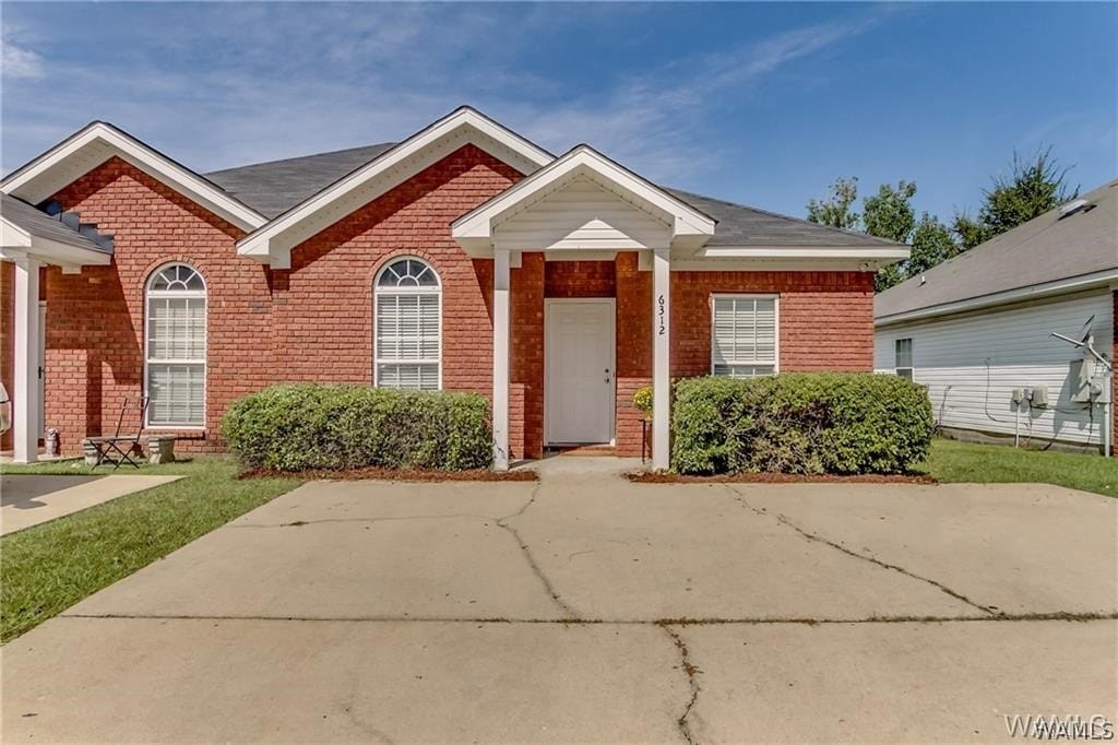 Real Estate Photo Of 6312 Covington Villas Tuscaloosa