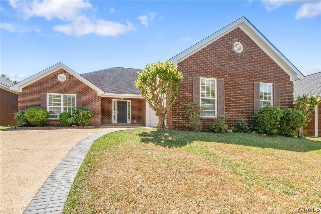 Real Estate Photo Of 1423 Plantation Tuscaloosa