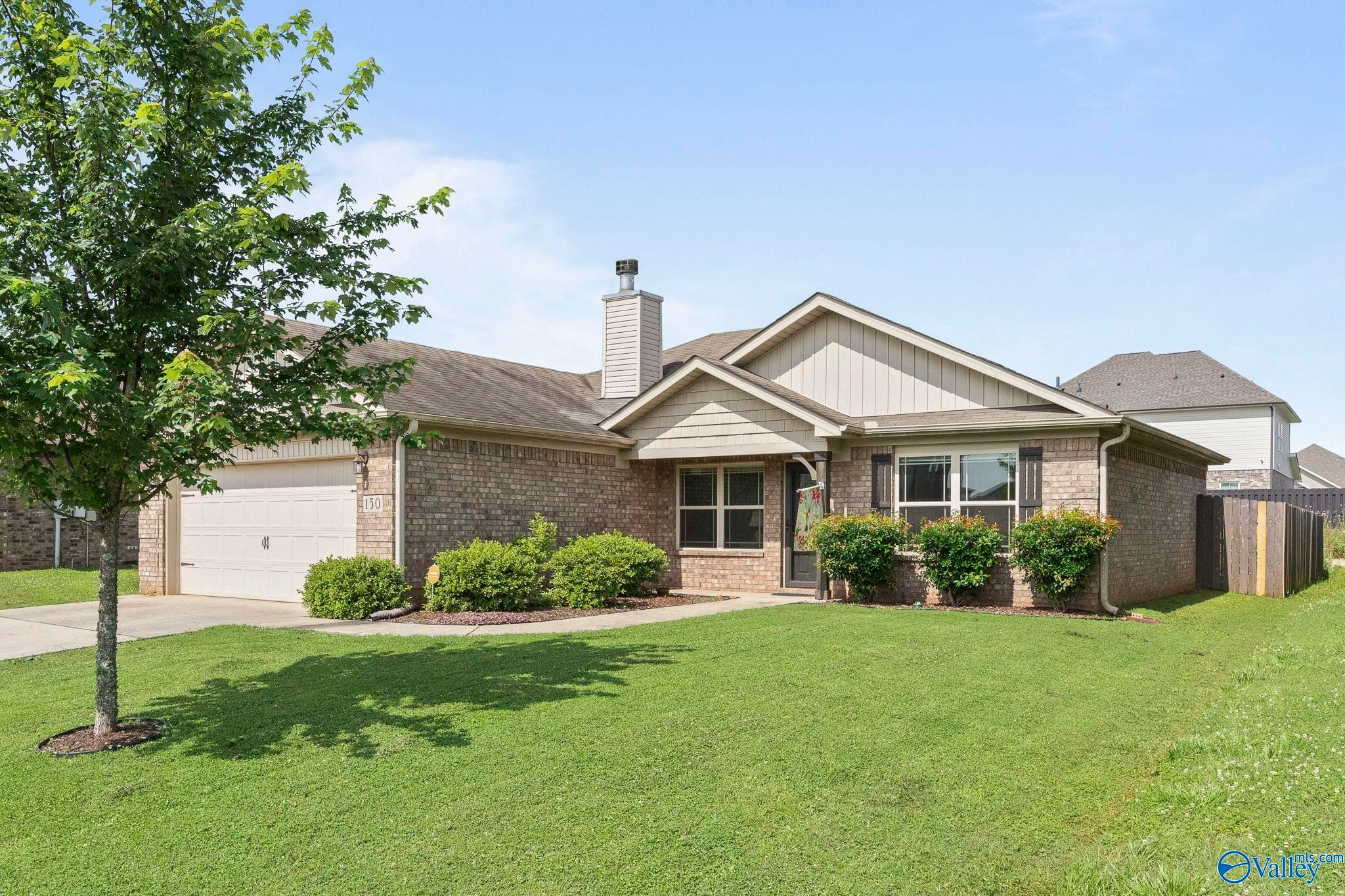 6 must-see homes in the Huntsville area 7 Photo of Meridianville