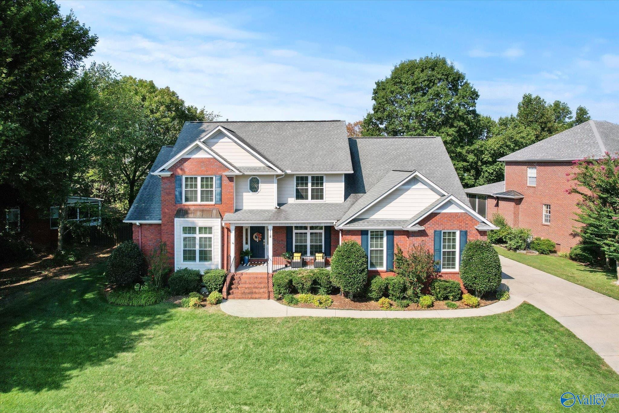 Take a look at these 9 home listings here in the Huntsville area 1 Photo of Madison