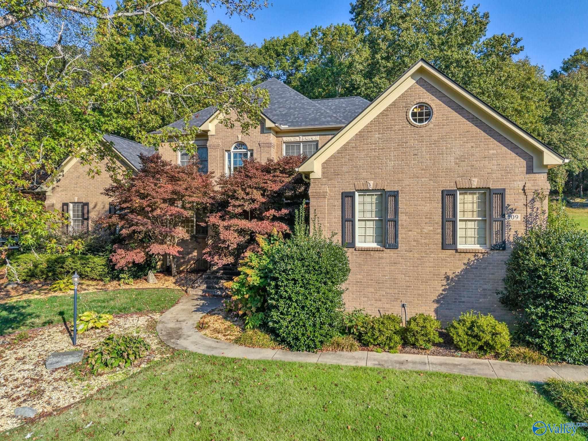 You’ll want to check out these 7 home listings here in the Huntsville area You’ll want to check out these 7 home listings here in the Huntsville area